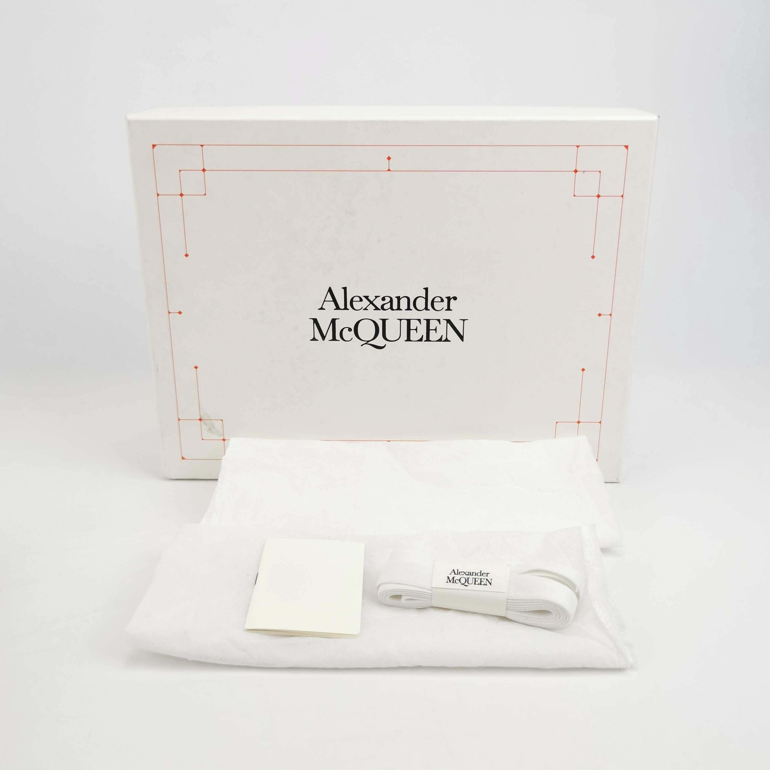 Alexander McQueen Alexander McQueen Women 9 Lowtop Sneakers Size US 9 / IT 39 - 6 Thumbnail