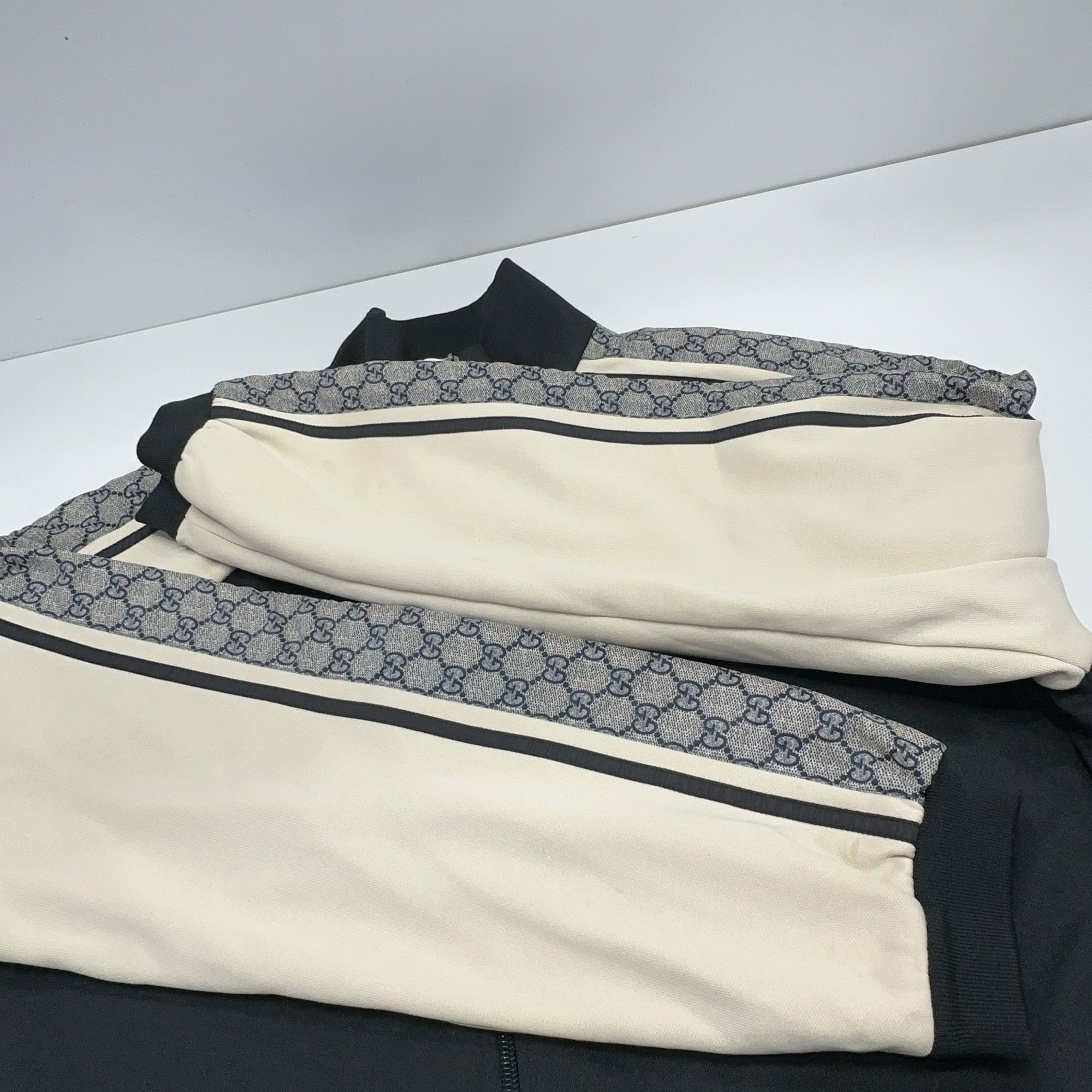 Gucci Gucci GG Monogram Panel Track Jacket L Size US L / EU 52-54 / 3 - 8 Thumbnail