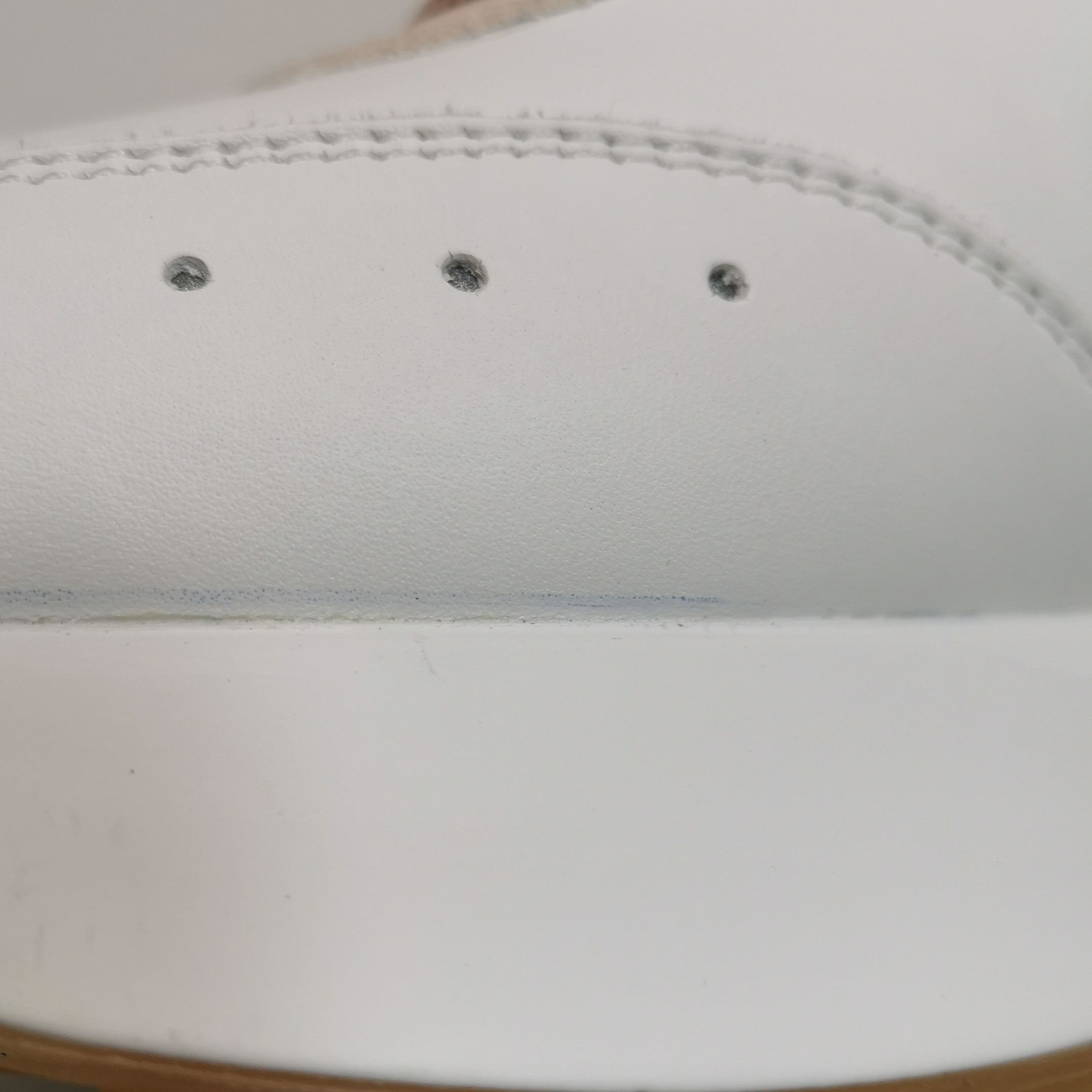 Alexander McQueen Alexander McQueen Women 6 Lowtop Sneakers Size US 6 / IT 36 - 7 Thumbnail