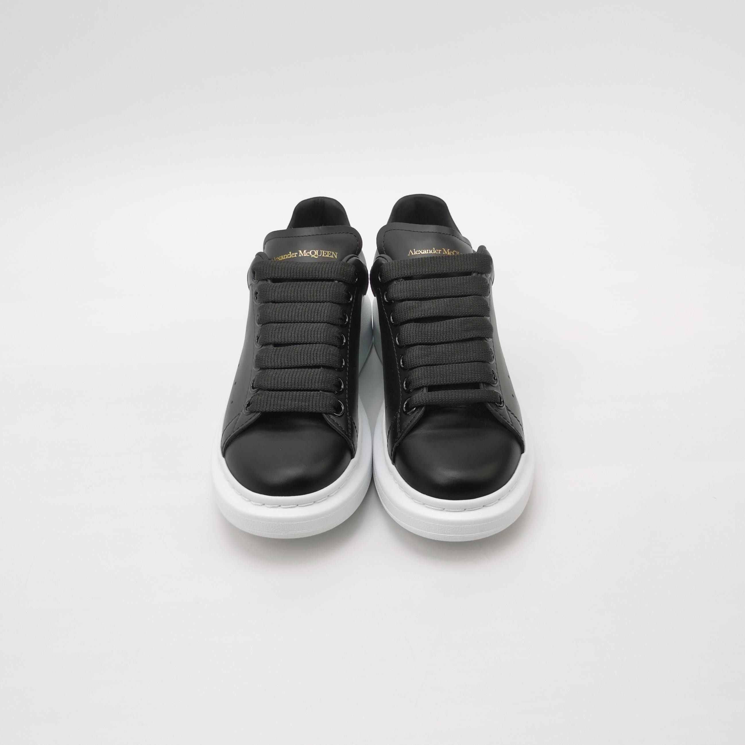 Alexander McQueen Alexander McQueen Women 5 Lowtop Sneakers Size US 5 / IT 35 - 3 Thumbnail