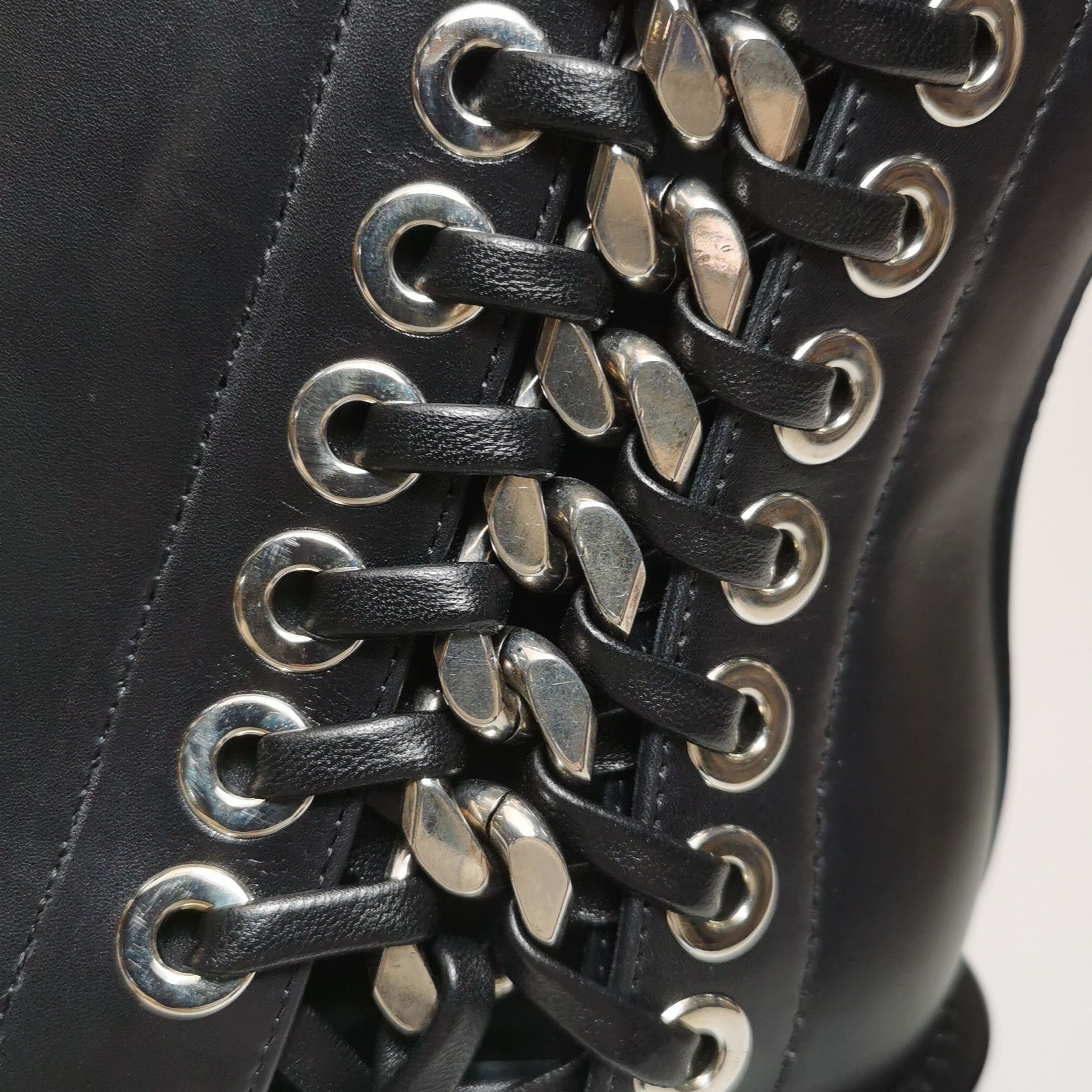 Alexander McQueen Alexander McQueen Women 6 Boots Size US 6 / IT 36 - 10 Thumbnail