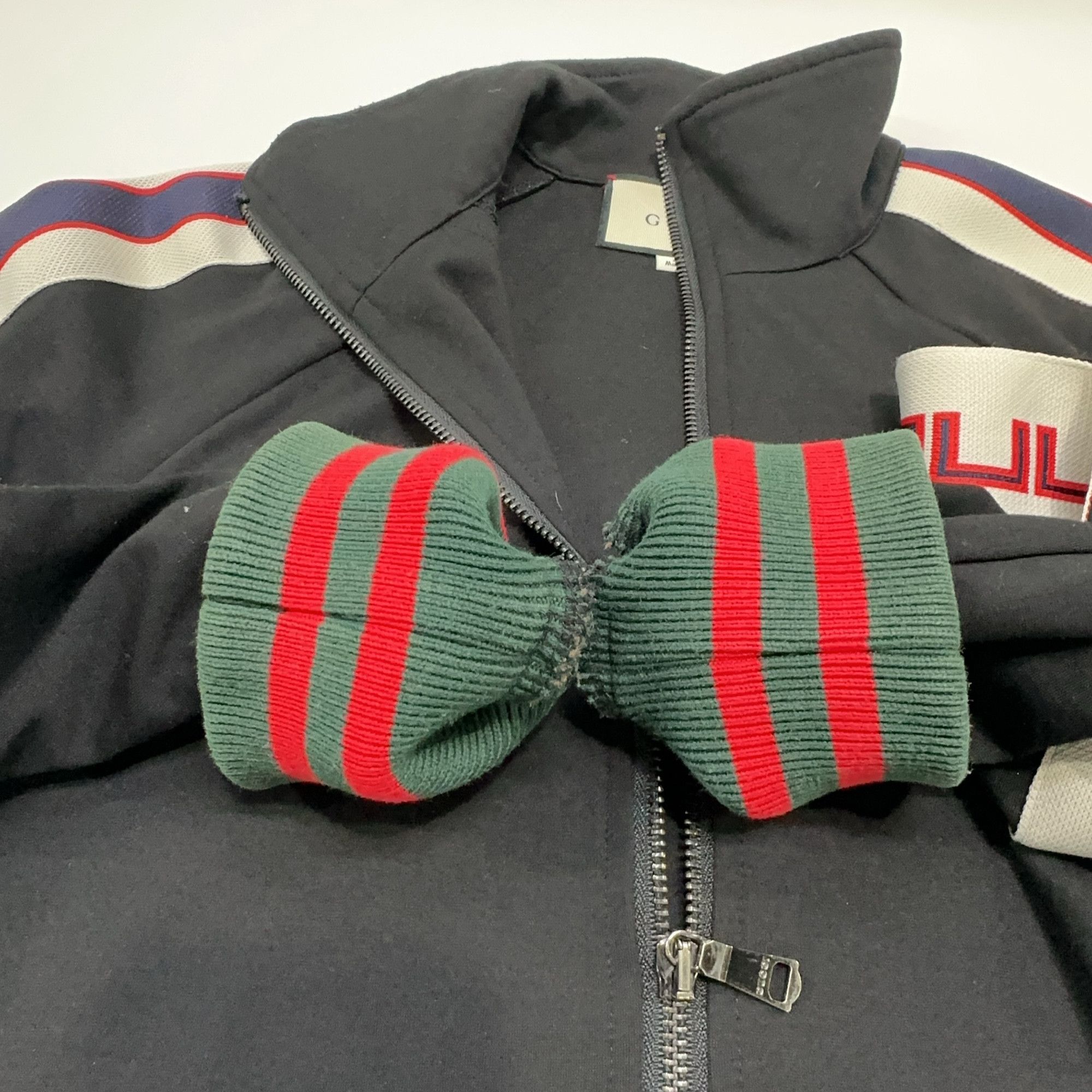 Gucci Gucci Side Stripe Logo Track Jacket Size S Size US S / EU 44-46 / 1 - 8 Thumbnail