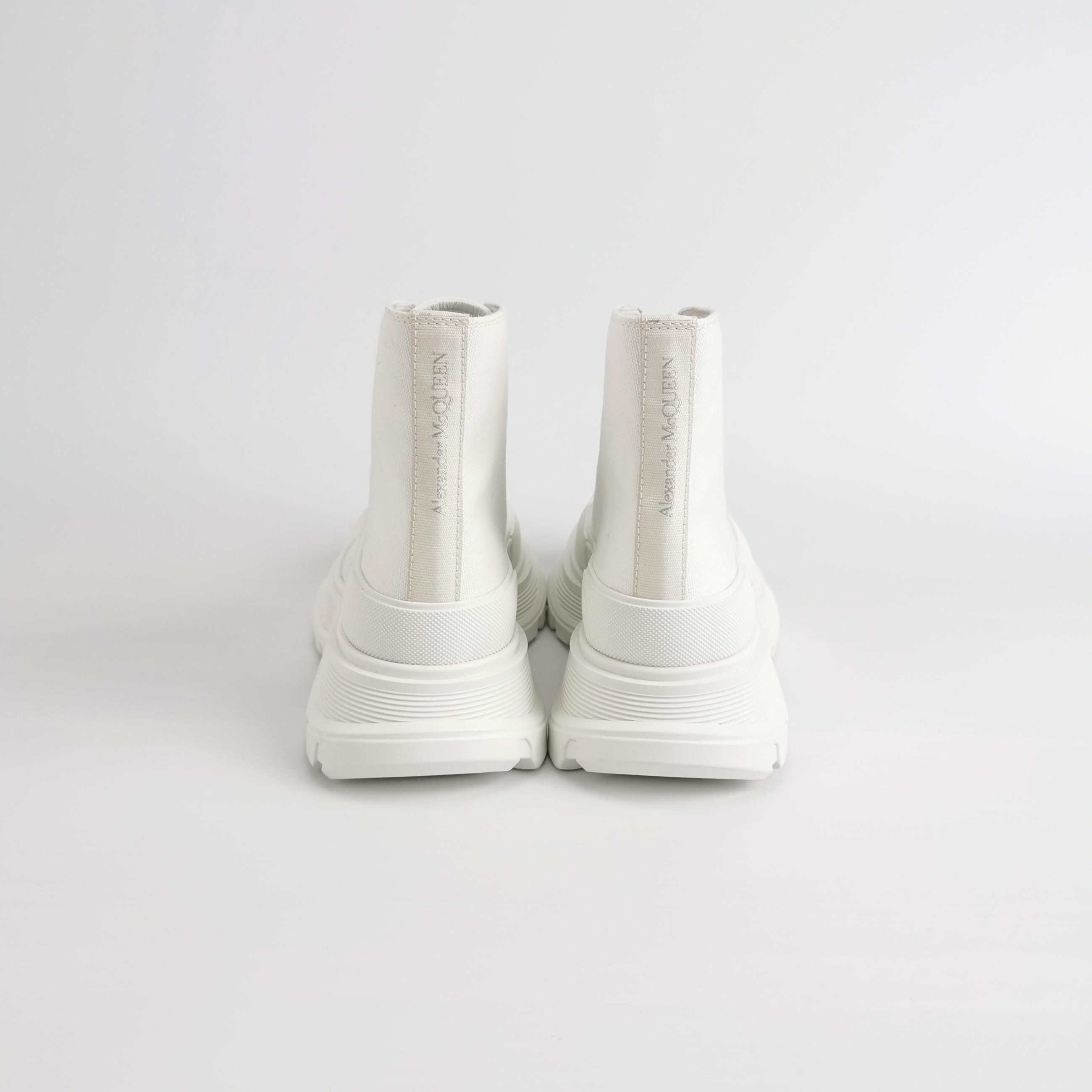 Alexander McQueen Alexander McQueen Women 5 Lowtop Sneakers Size US 5 / IT 35 - 4 Thumbnail