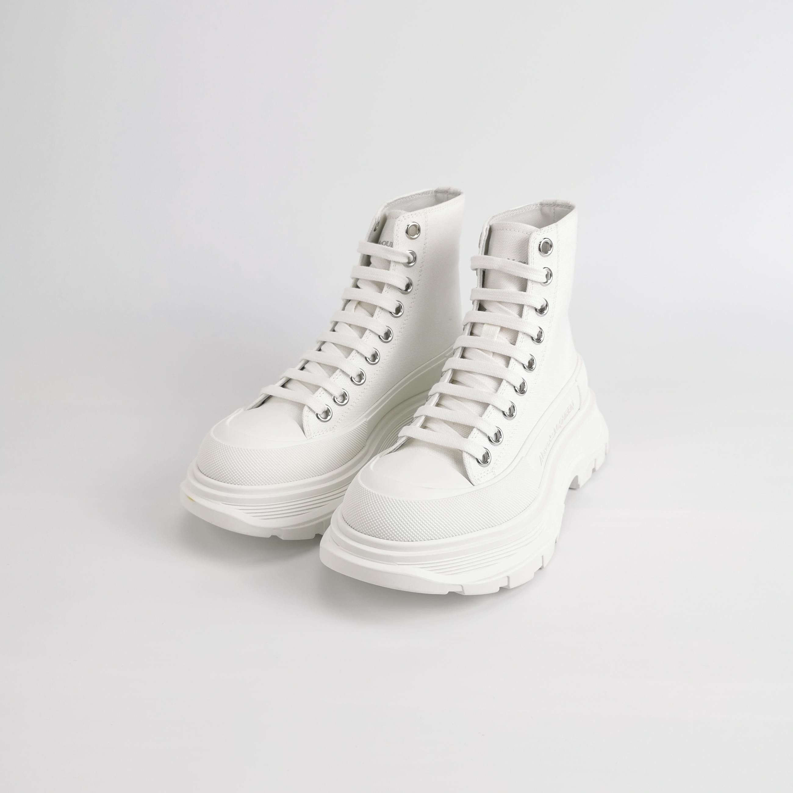 Alexander McQueen Alexander McQueen Women 5 Lowtop Sneakers Size US 5 / IT 35 - 2 Thumbnail