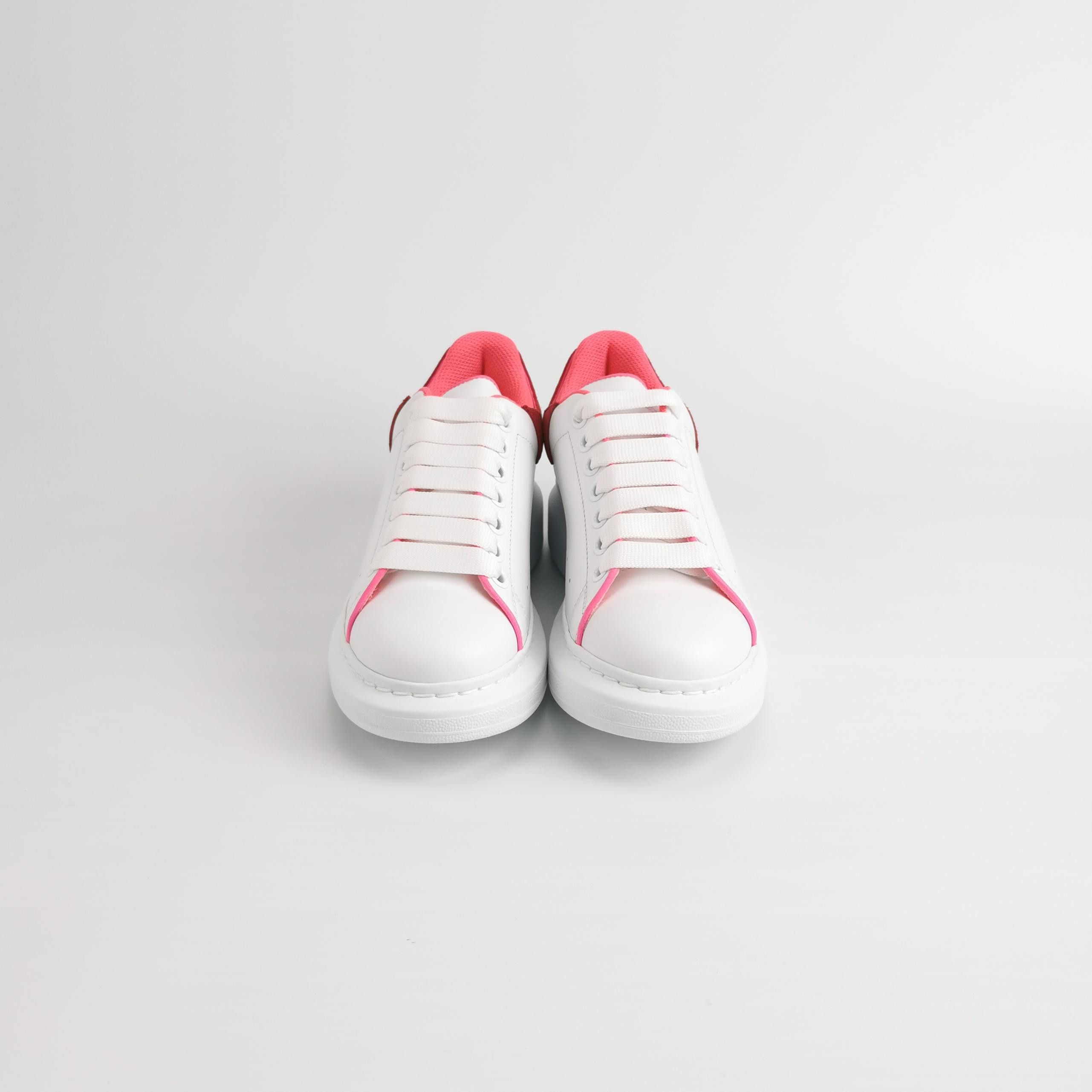 Alexander McQueen Alexander McQueen Women 6 Lowtop Sneakers Size US 6 / IT 36 - 3 Thumbnail