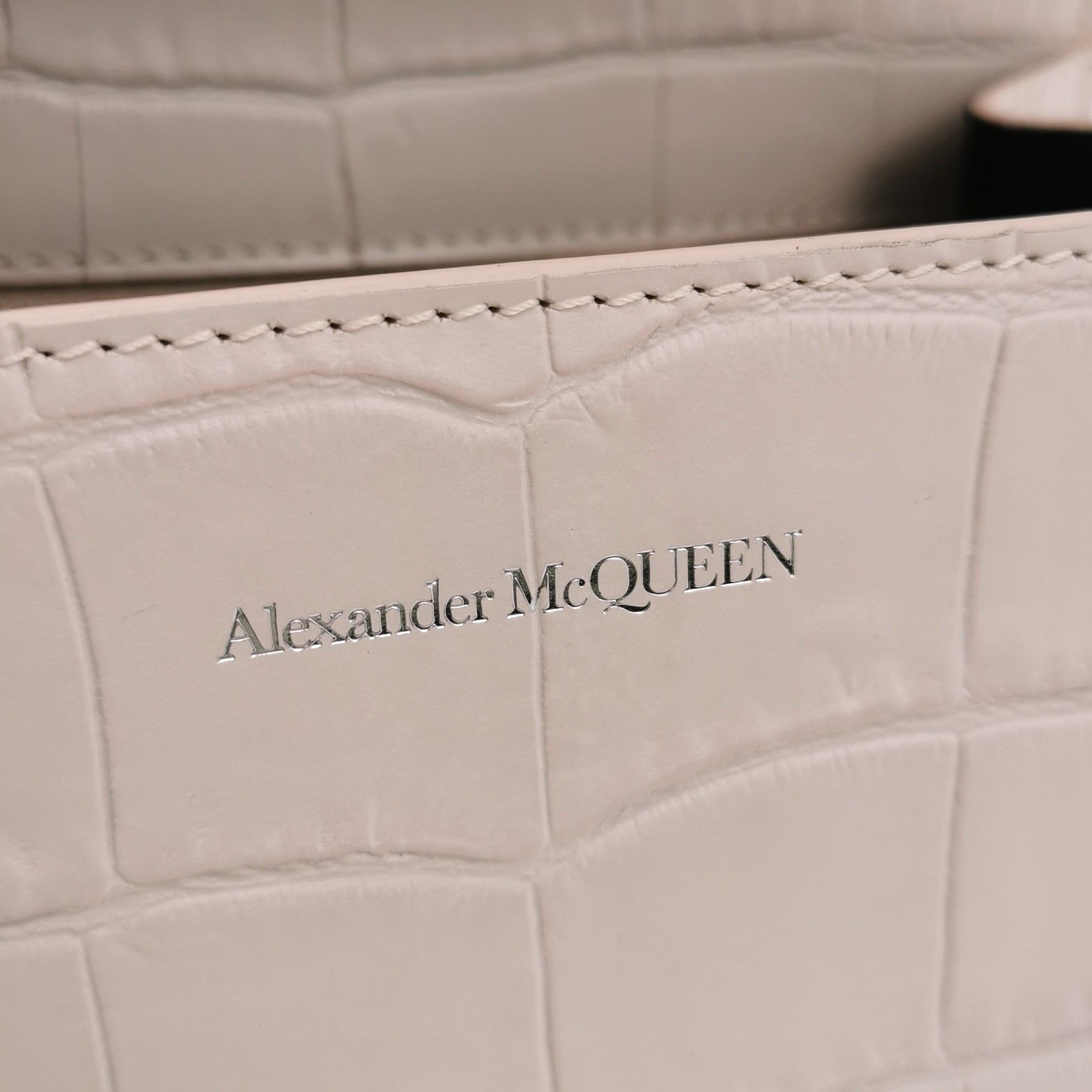 Alexander McQueen Alexander McQueen Women os Crossbody Bags Size ONE SIZE - 8 Thumbnail