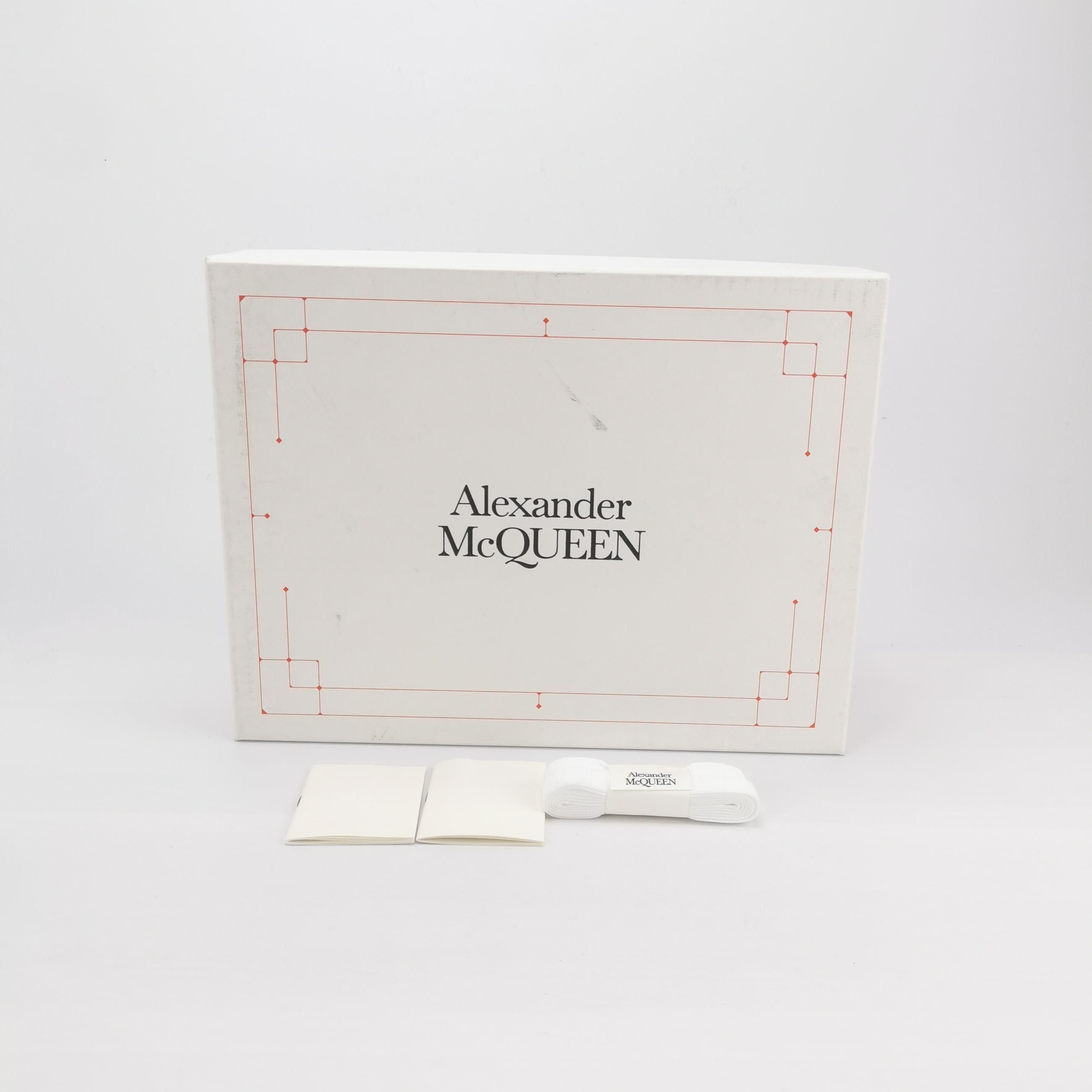 Alexander McQueen Alexander McQueen Women 9 Lowtop Sneakers Size US 9 / IT 39 - 6 Thumbnail
