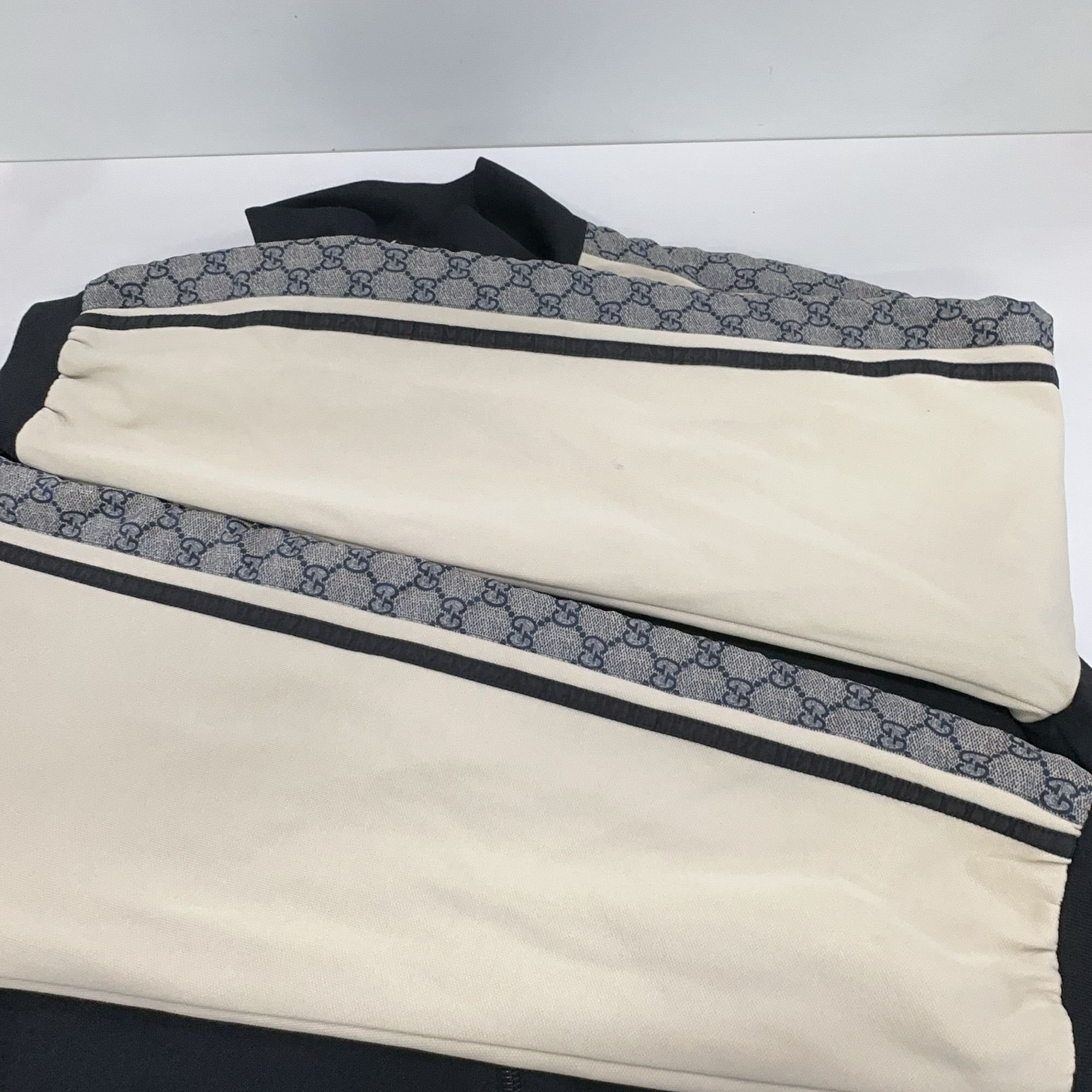Gucci Gucci GG Supreme Tape Track Jacket Size M Size US M / EU 48-50 / 2 - 8 Thumbnail