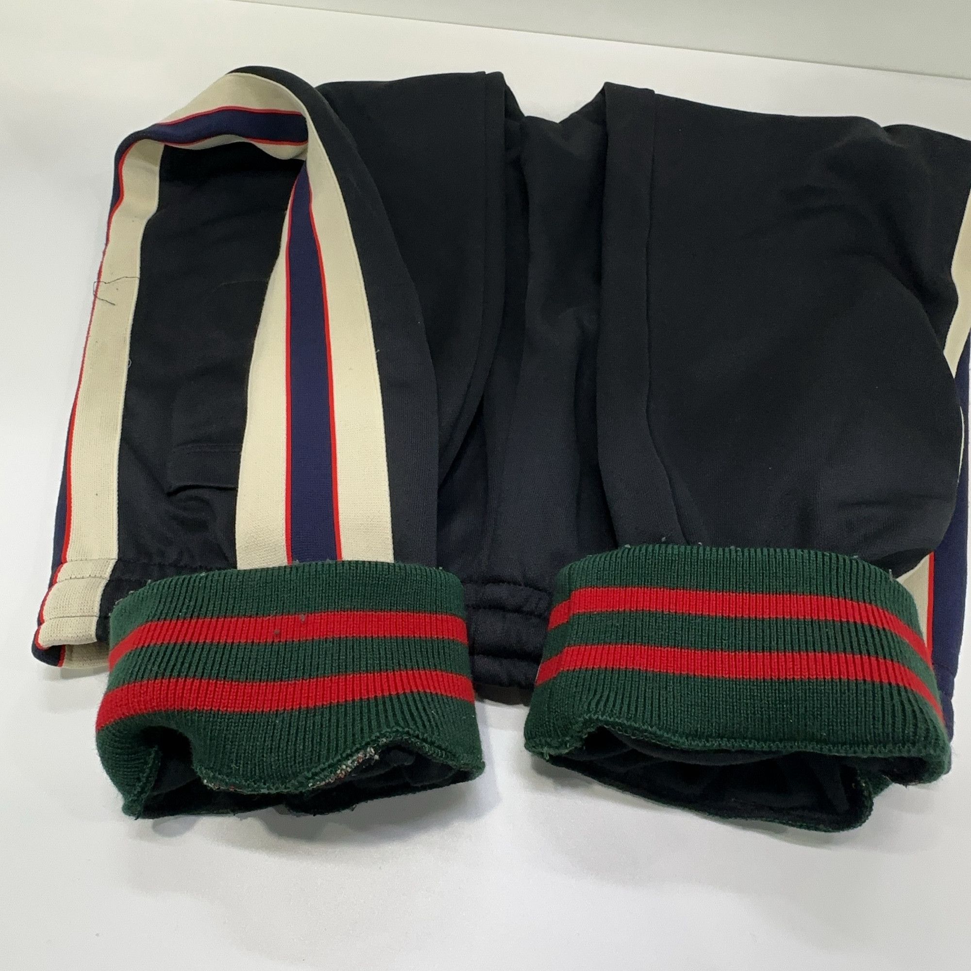 Gucci Gucci Logo Side Stripe Technical Joggers XS Size US 28 / EU 44 - 10 Thumbnail