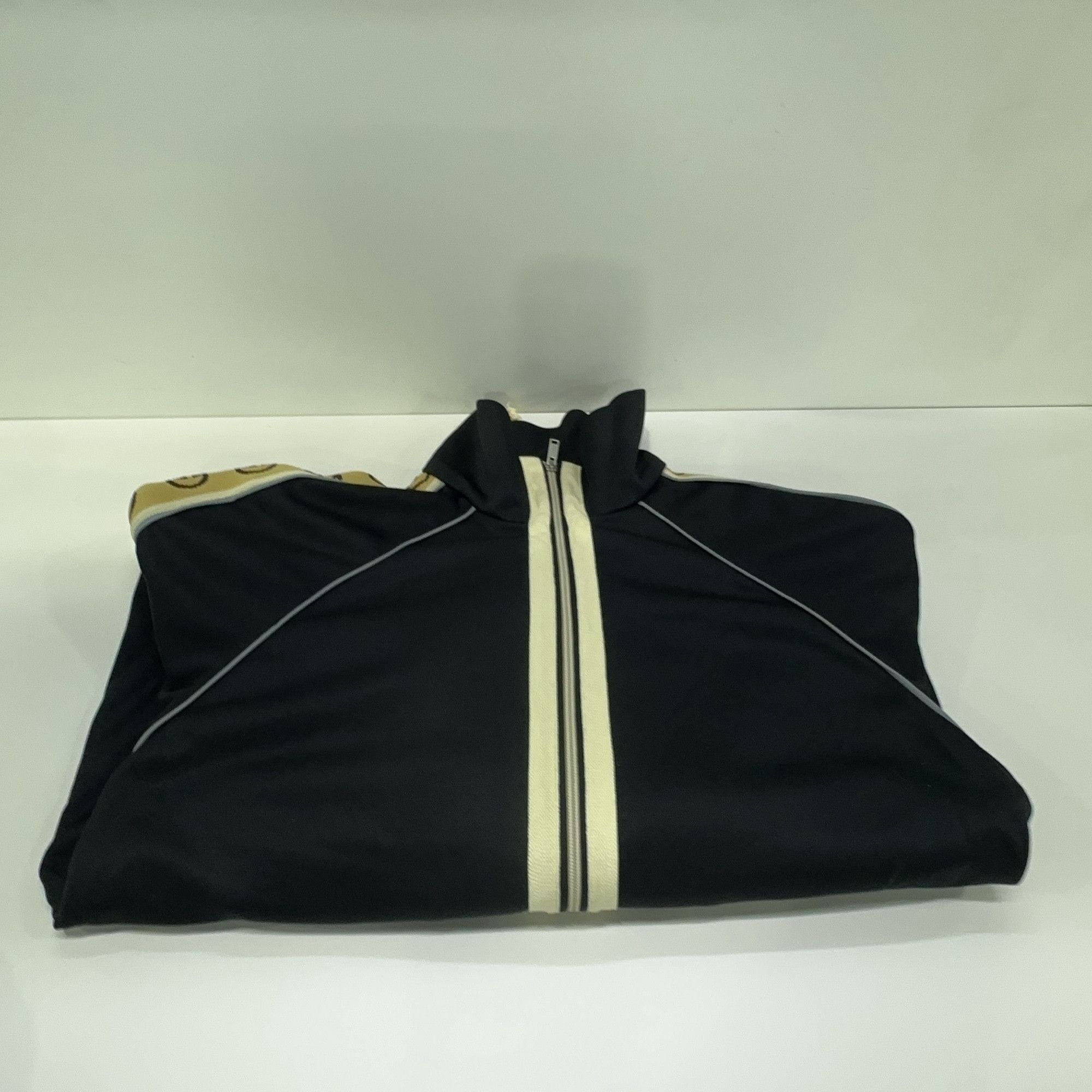 Gucci Gucci Logo Stripe Track Jacket Size S Size US S / EU 44-46 / 1 - 10 Thumbnail