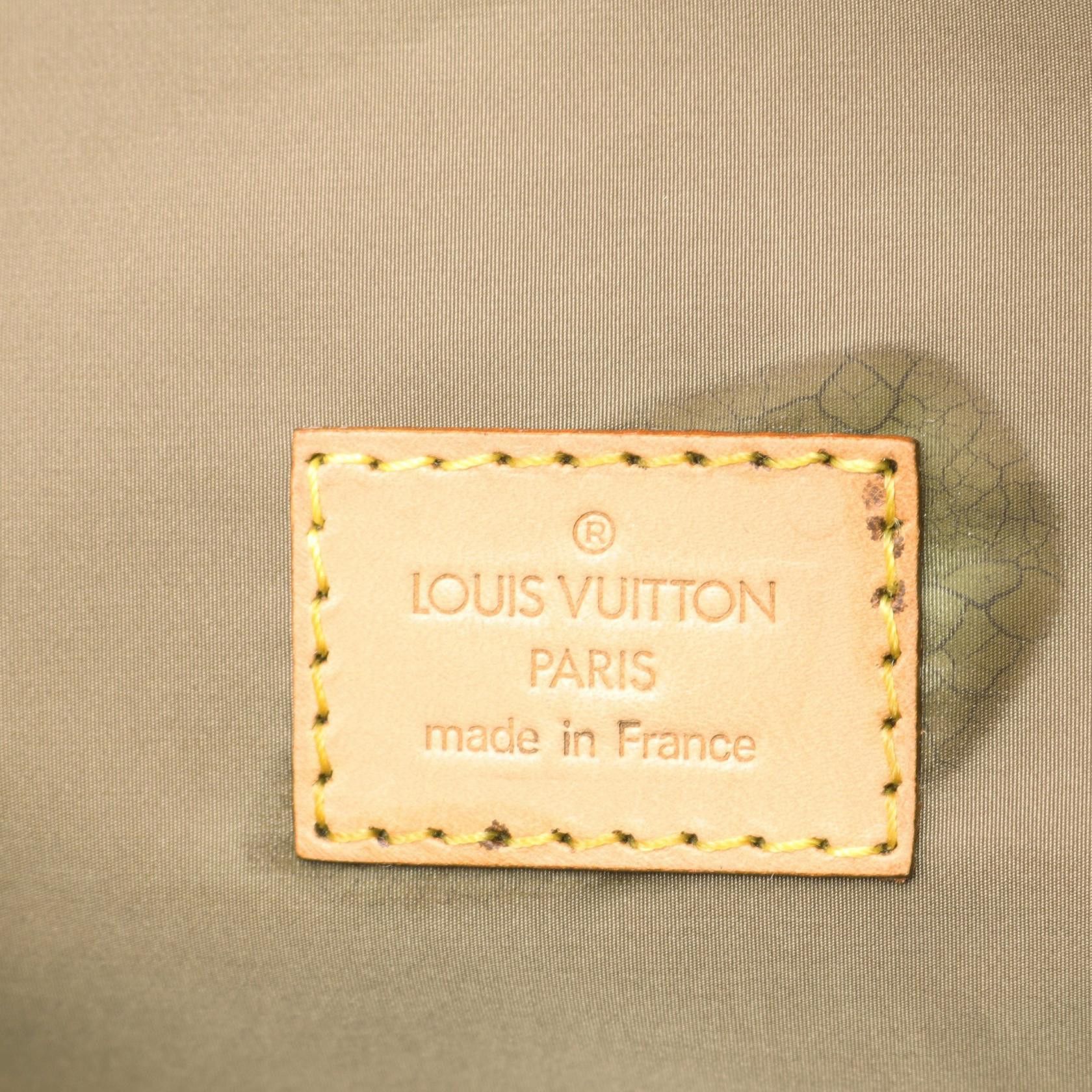 Louis Vuitton Louis Vuitton Louis Vuitton Messenger Damier Geant Leather Nylon Shoulder Bag Textile Shoulder Bag M93031 DUTY FREE for USA Size ONE SIZE - 4 Thumbnail