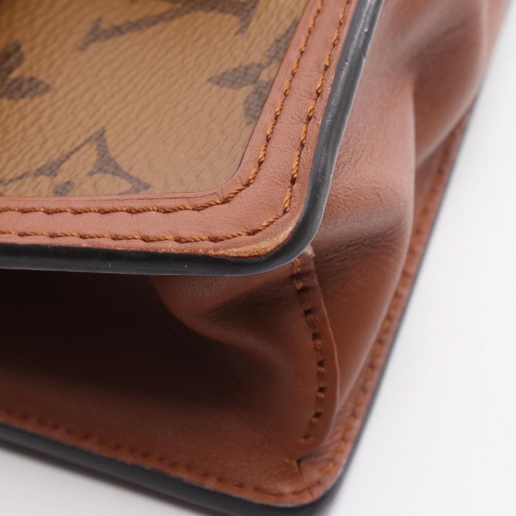 Louis Vuitton Louis Vuitton Louis Vuitton Porte Feuille Dauphine Monogram Reverse shoulder bag Textile Shoulder Bag M68746 DUTY FREE for USA Size ONE SIZE - 7 Thumbnail