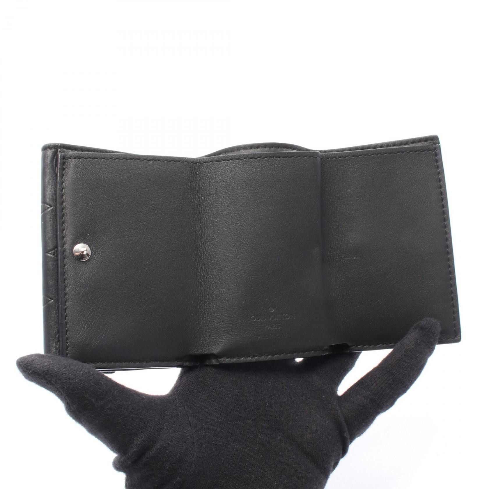 Louis Vuitton Louis Vuitton Louis Vuitton Discovery Compact Wallet Monogram Shadow Leather Trifold Wallet Leather Short Wallet M67631 DUTY FREE for USA Size ONE SIZE - 3 Thumbnail