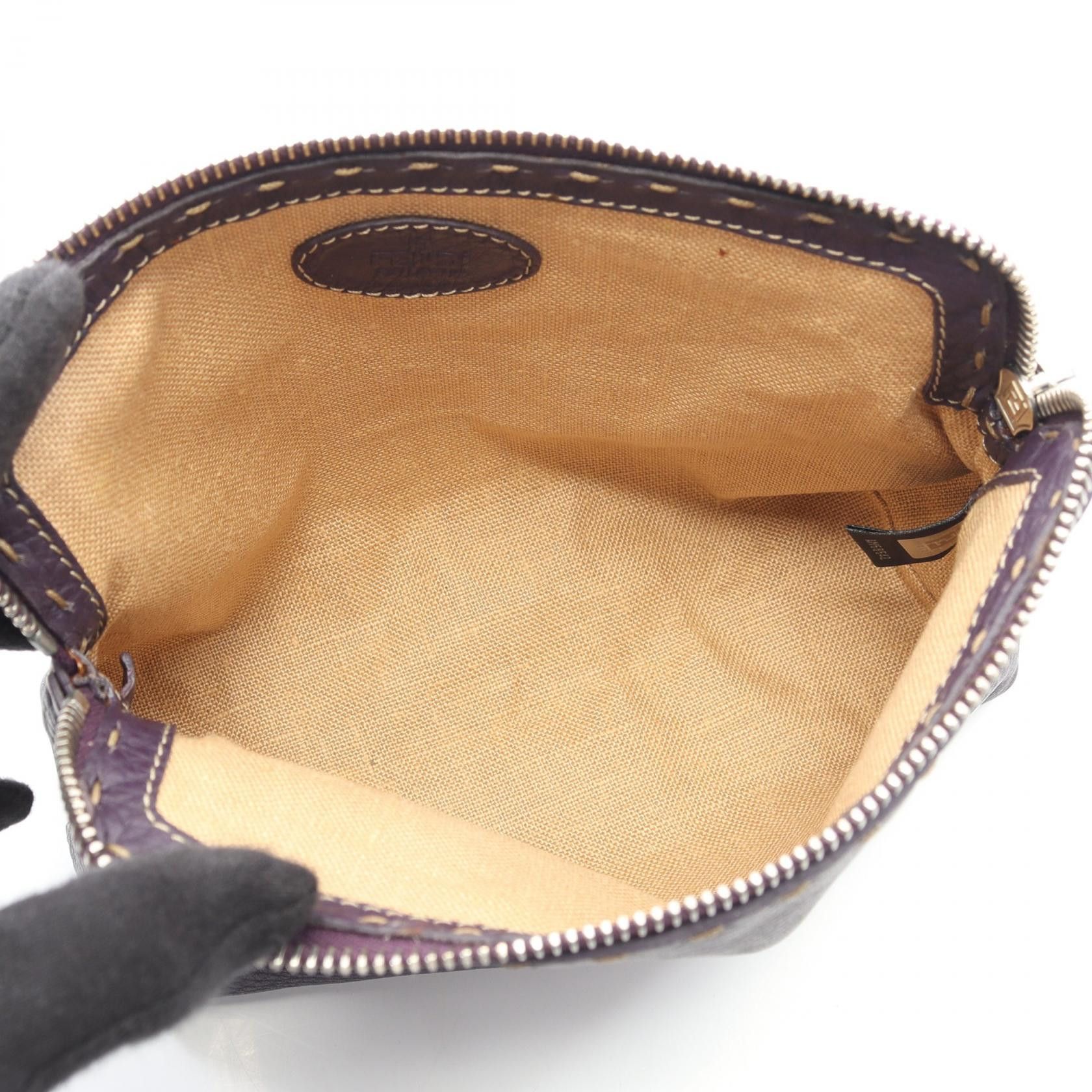 Fendi Fendi Fendi Selleria Leather Pouch Leather Vanity Bag 8N0037 DUTY FREE for USA Size ONE SIZE - 3 Thumbnail