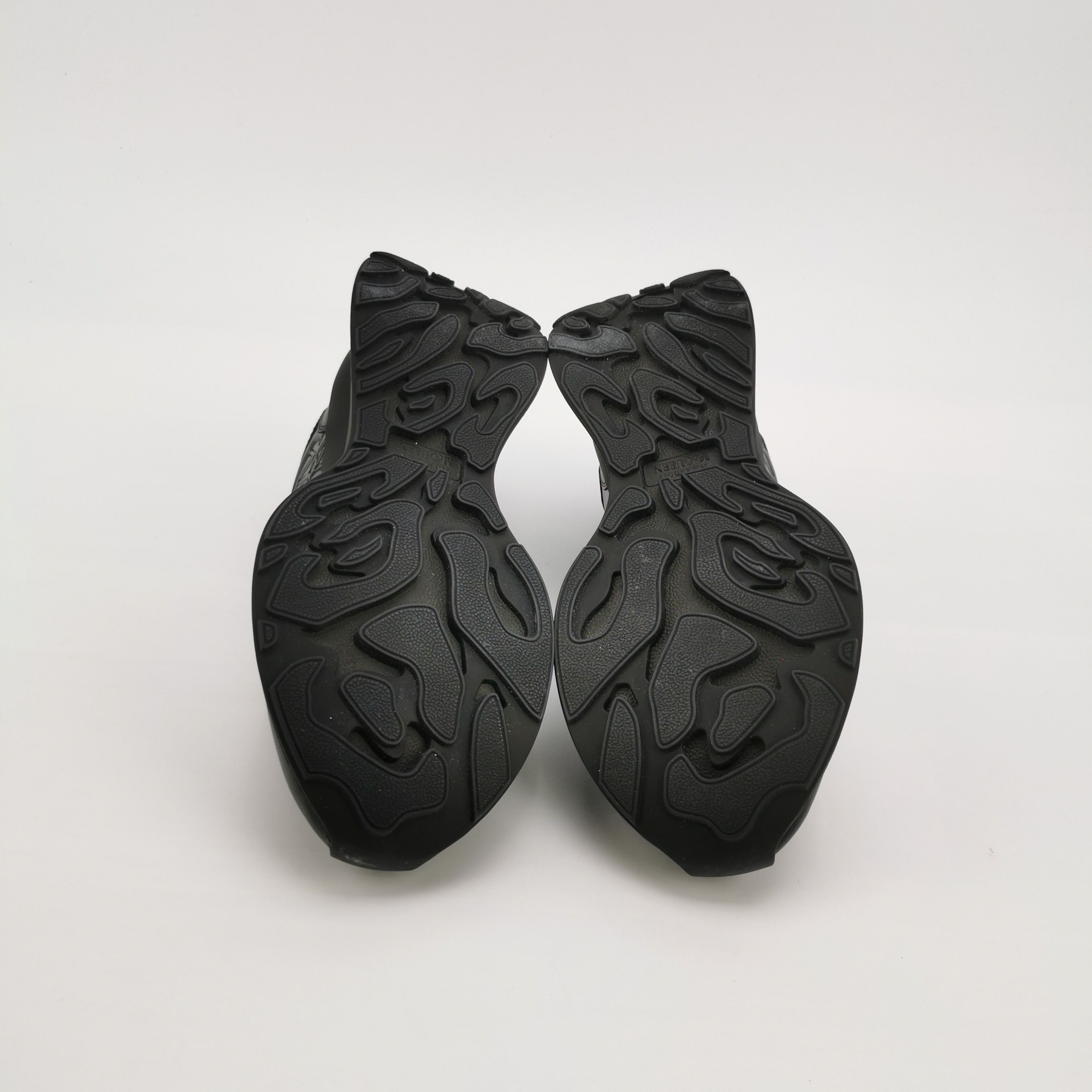 Alexander McQueen Alexander McQueen Women 7 Lowtop Sneakers Size US 7 / IT 37 - 5 Thumbnail