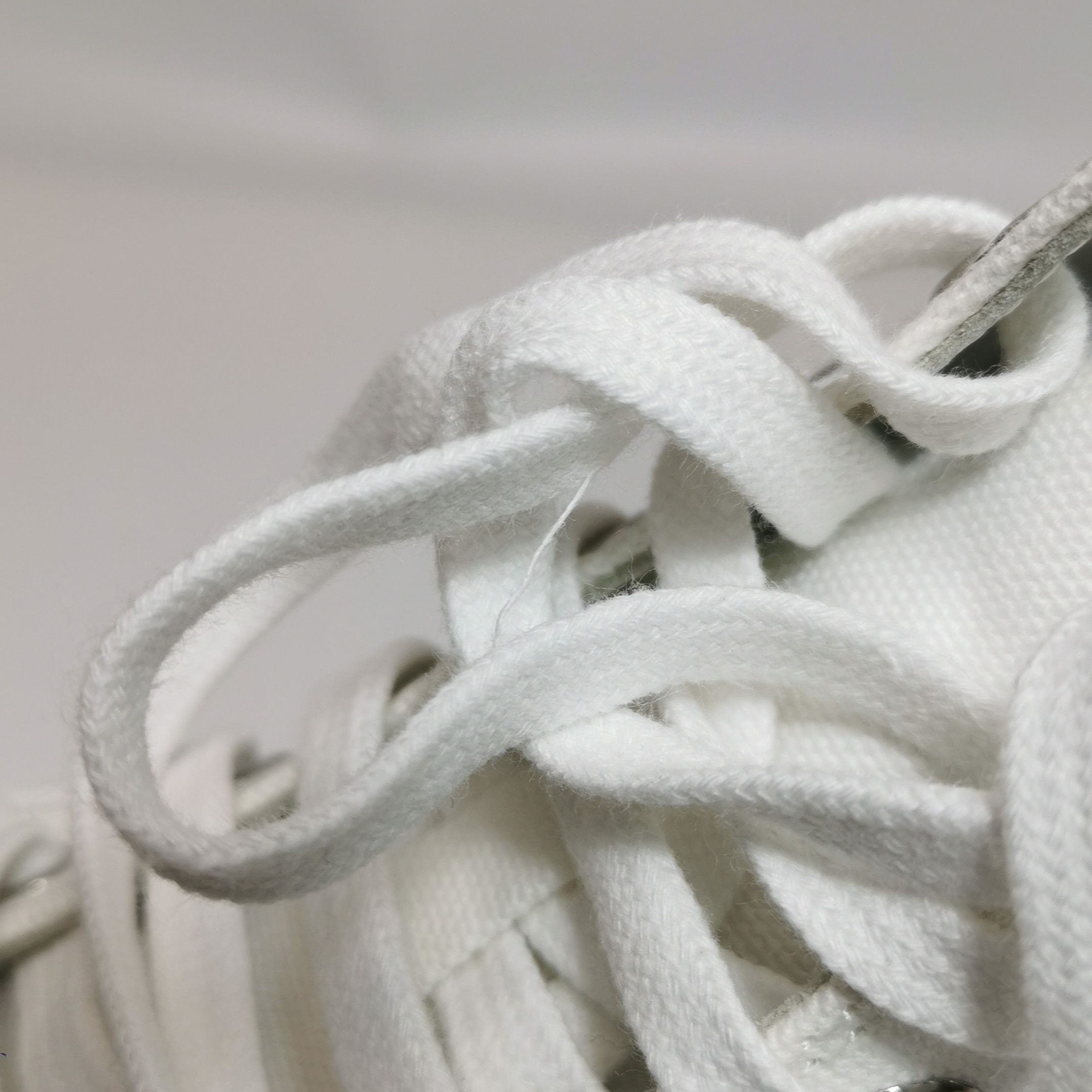 Alexander McQueen Alexander McQueen Women 8 Lowtop Sneakers Size US 8 / IT 38 - 10 Thumbnail