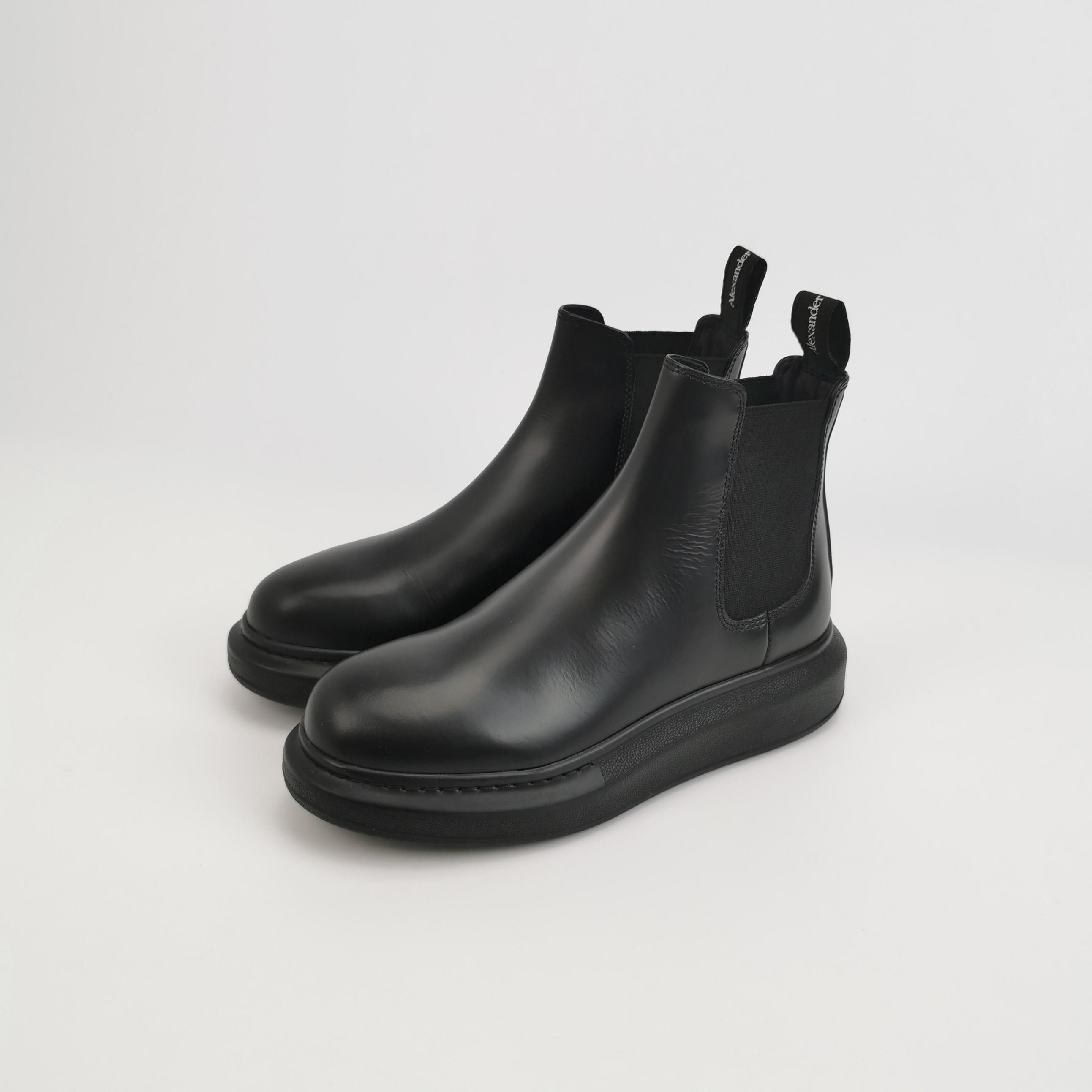 Alexander McQueen Alexander McQueen Women 6 Boots Size US 6 / IT 36 - 2 Thumbnail