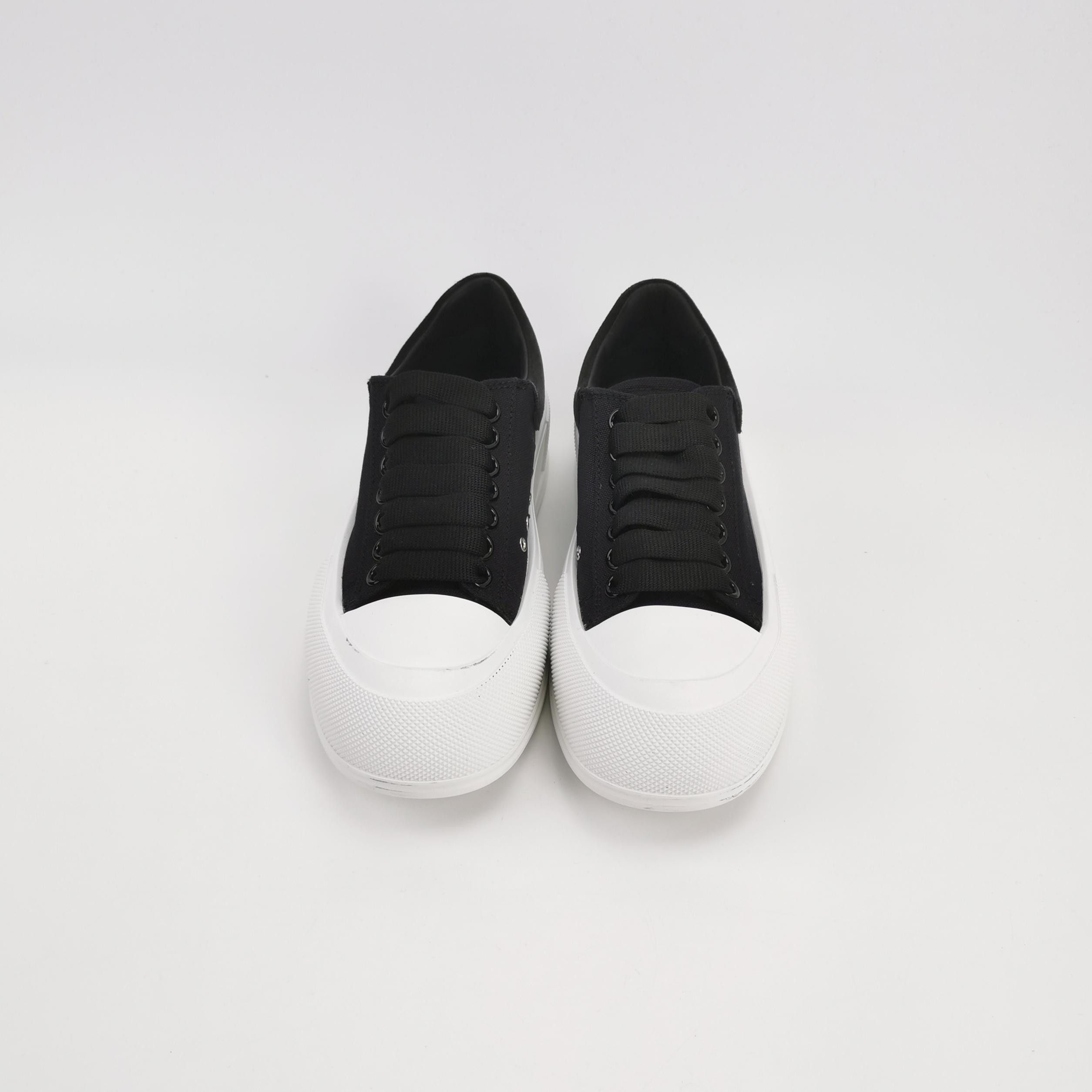 Alexander McQueen Alexander McQueen Women 5 Lowtop Sneakers Size US 5 / IT 35 - 3 Thumbnail