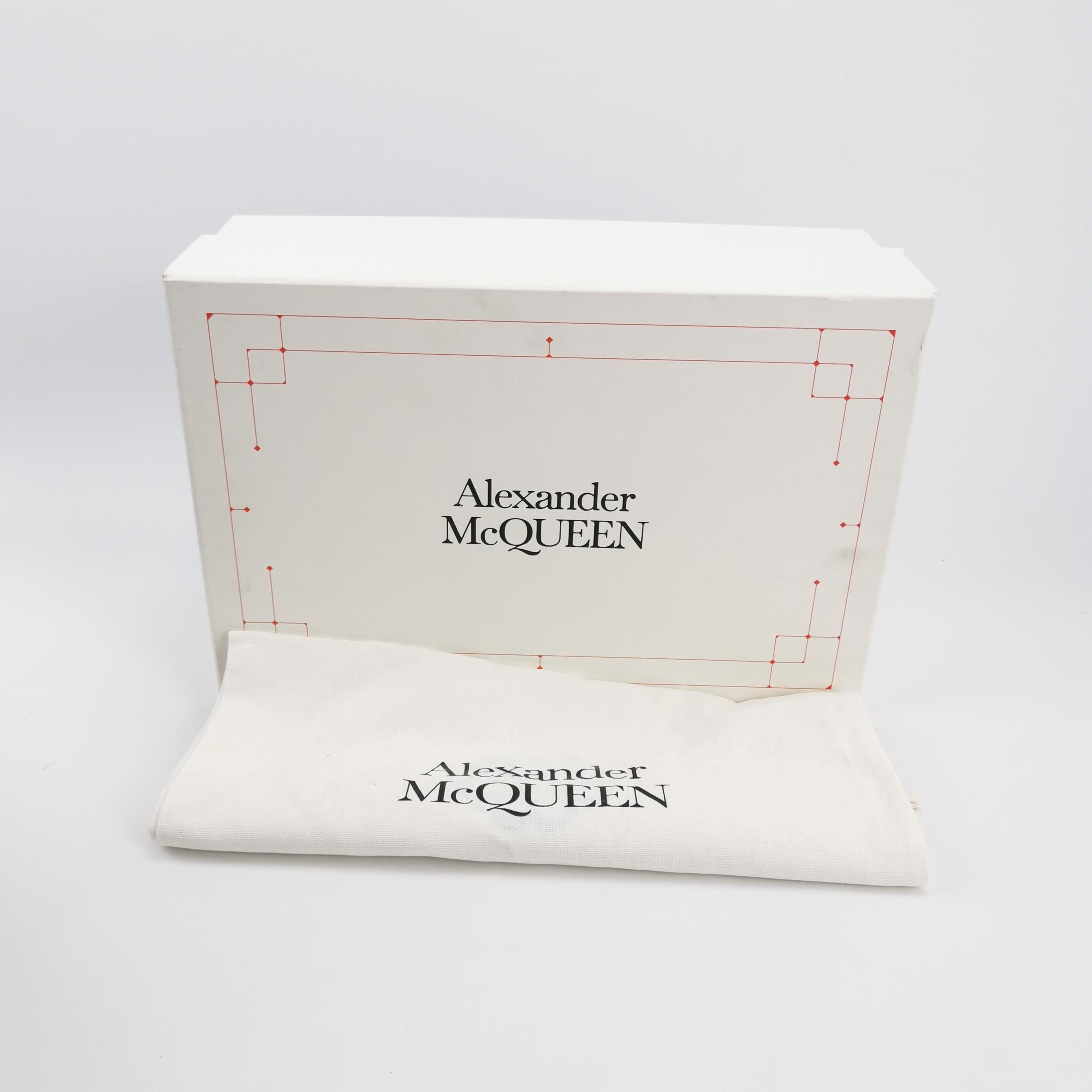 Alexander McQueen Alexander McQueen Women 7 Boots Size US 7 / IT 37 - 7 Thumbnail