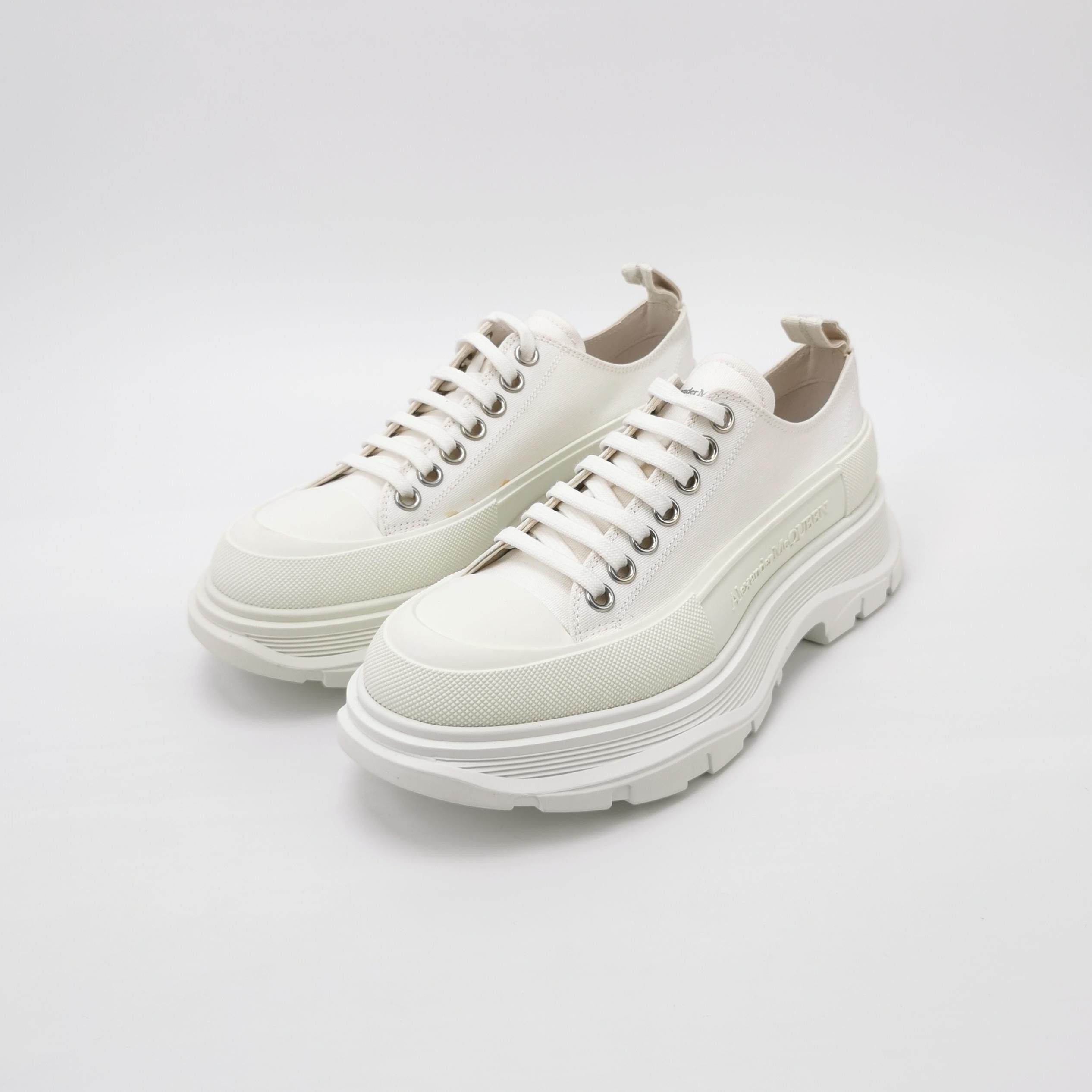 Alexander McQueen Alexander McQueen Women 9 Lowtop Sneakers Size US 9 / IT 39 - 2 Thumbnail