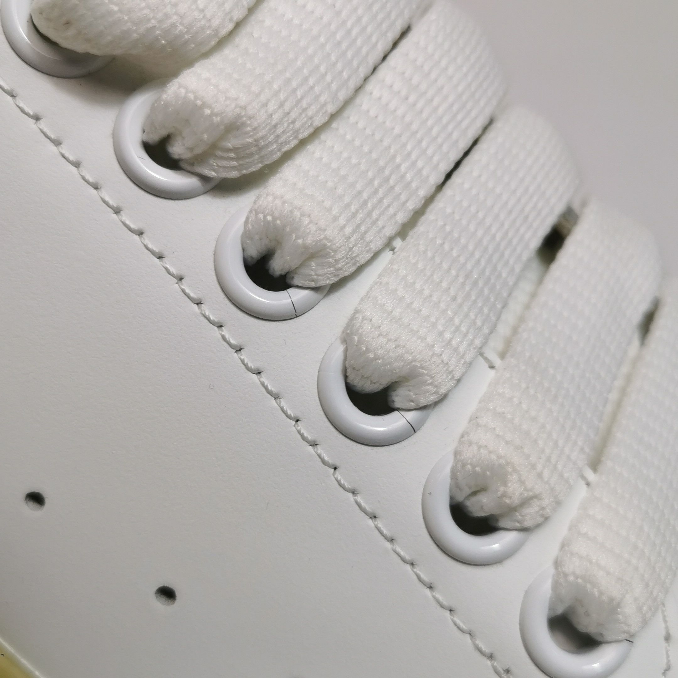 Alexander McQueen Alexander McQueen Women 7 Lowtop Sneakers Size US 7 / IT 37 - 12 Thumbnail