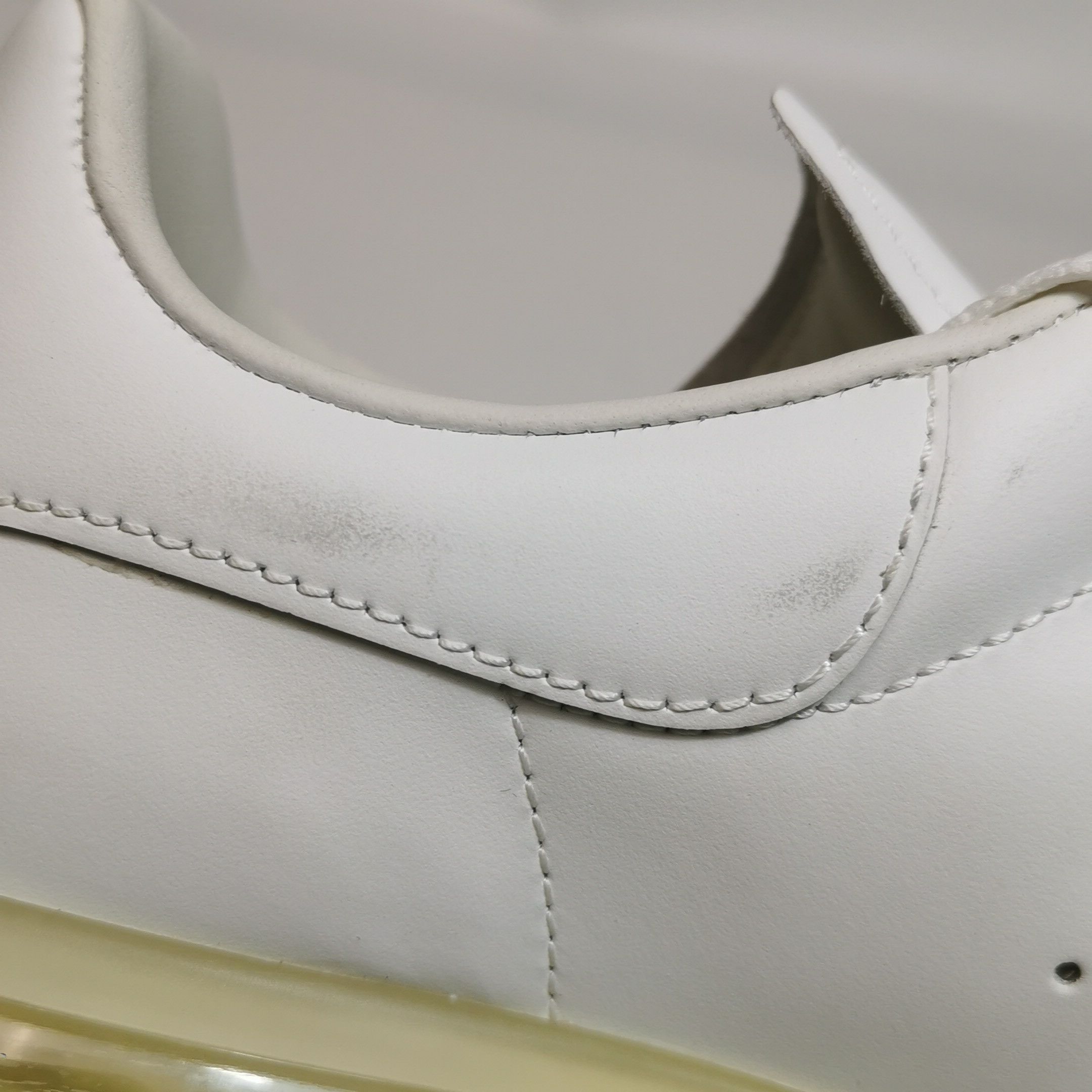 Alexander McQueen Alexander McQueen Women 7 Lowtop Sneakers Size US 7 / IT 37 - 7 Thumbnail