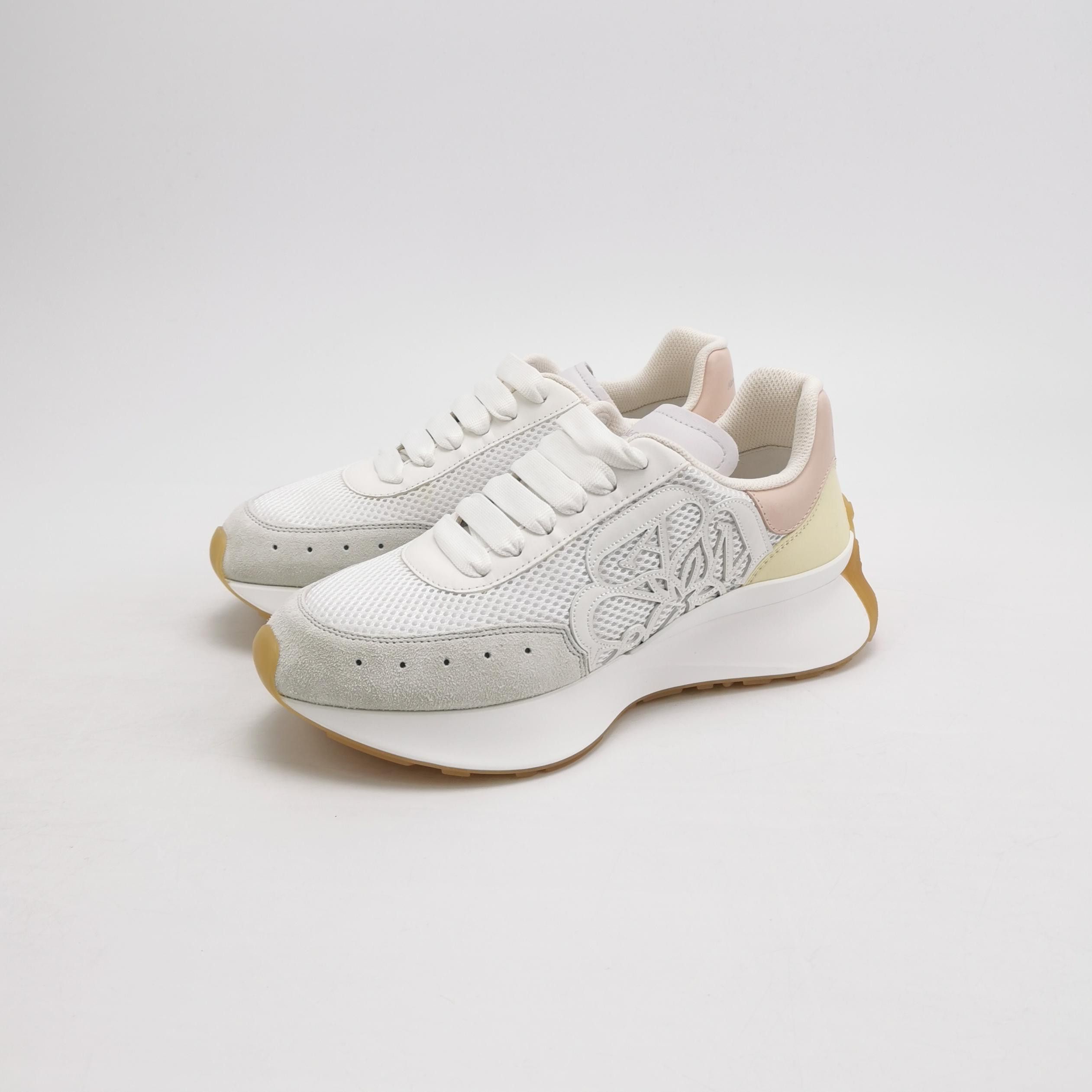Alexander McQueen Alexander McQueen Women 8 Lowtop Sneakers Size US 8 / IT 38 - 2 Thumbnail