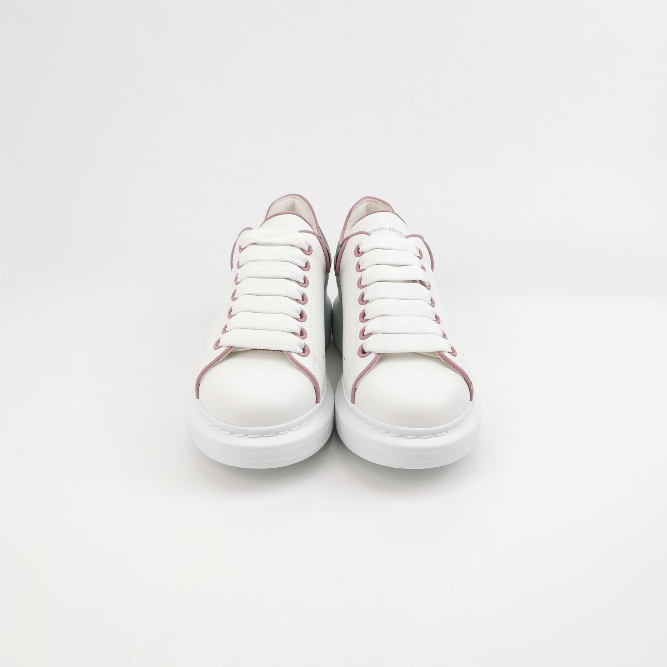 Alexander McQueen Alexander McQueen Women 6 Lowtop Sneakers Size US 6 / IT 36 - 3 Thumbnail