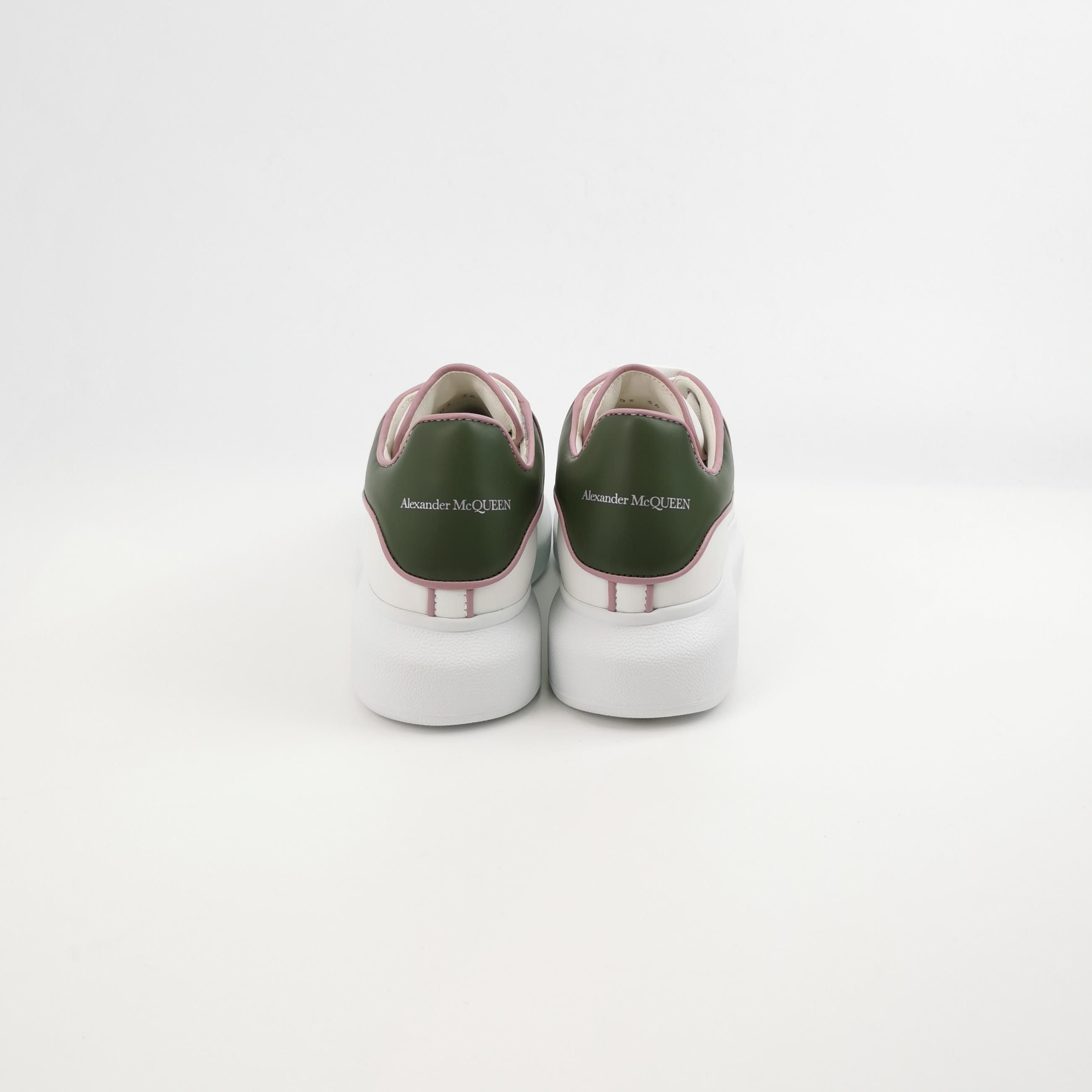 Alexander McQueen Alexander McQueen Women 6 Lowtop Sneakers Size US 6 / IT 36 - 4 Thumbnail