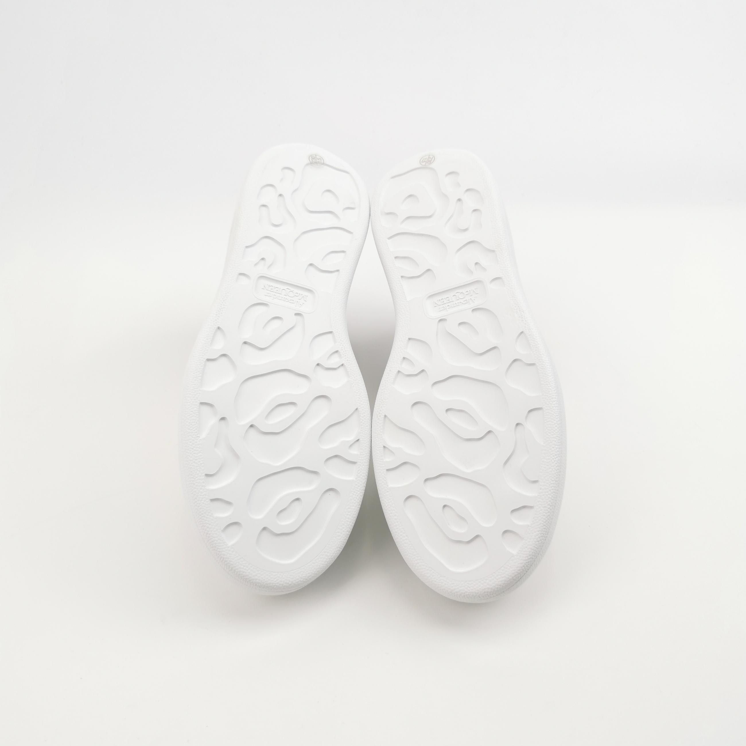 Alexander McQueen Alexander McQueen Women 6 Lowtop Sneakers Size US 6 / IT 36 - 5 Thumbnail