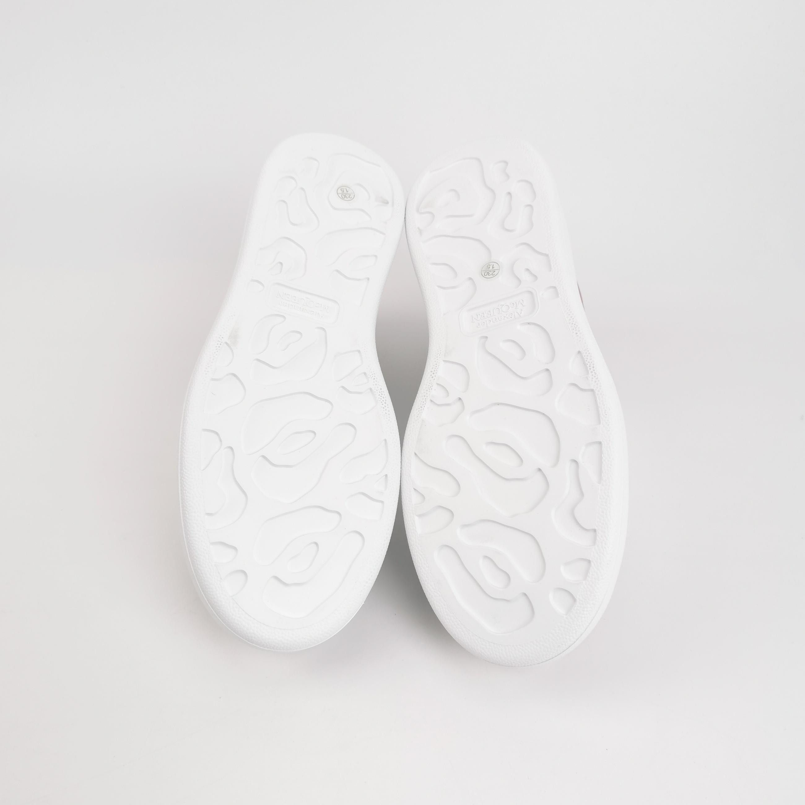 Alexander McQueen Alexander McQueen Women 6 Lowtop Sneakers Size US 6 / IT 36 - 5 Thumbnail