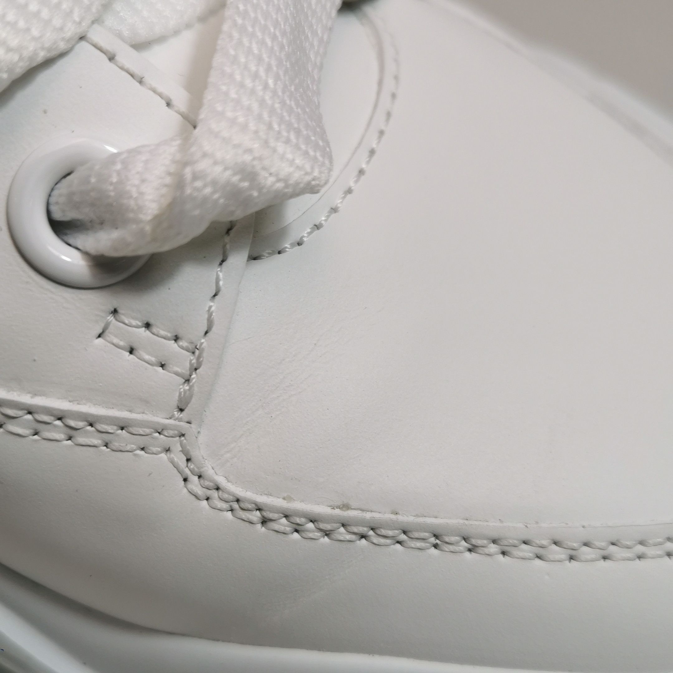 Alexander McQueen Alexander McQueen Women 8 Lowtop Sneakers Size US 8 / IT 38 - 12 Thumbnail