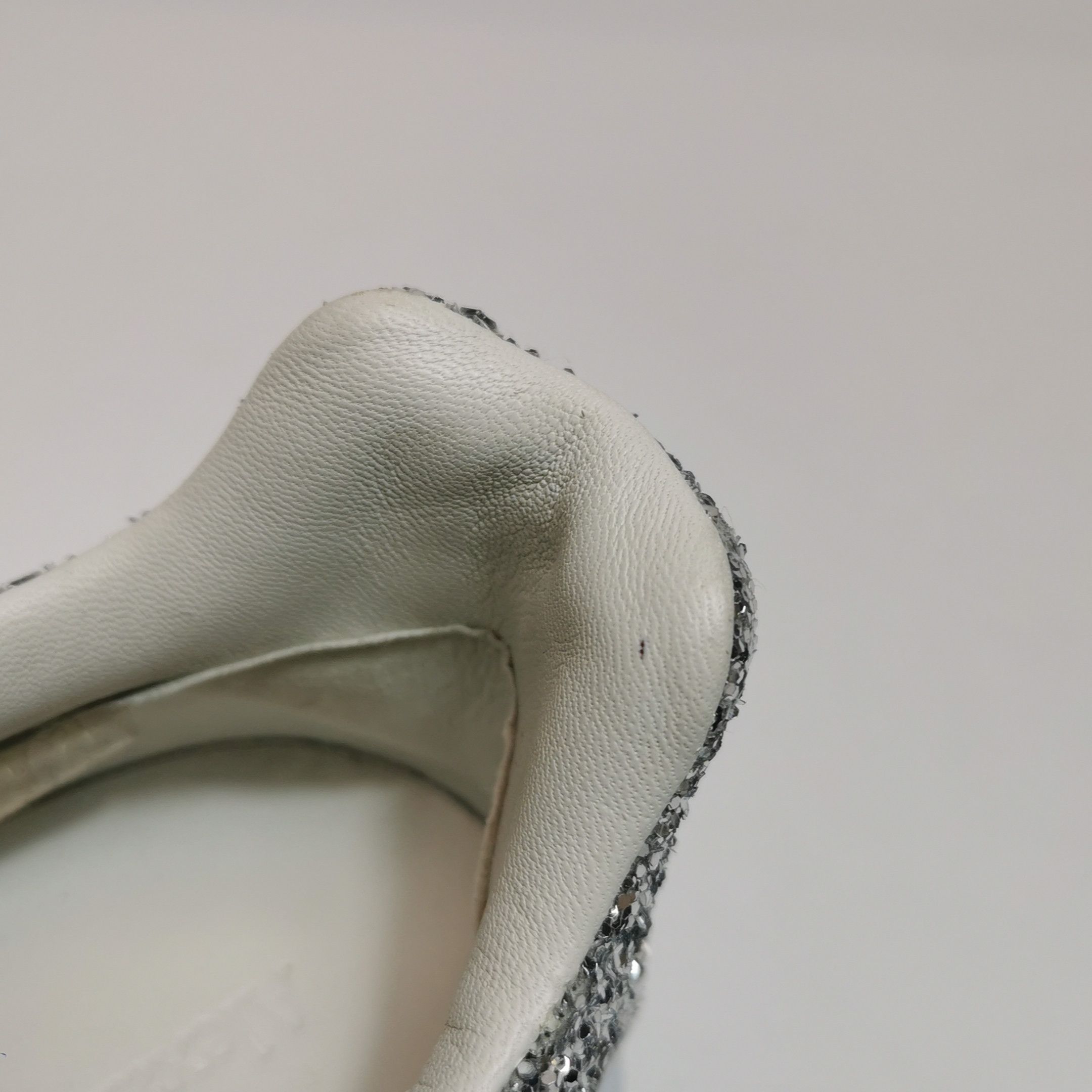 Alexander McQueen Alexander McQueen Women 6 Lowtop Sneakers Size US 6 / IT 36 - 8 Thumbnail