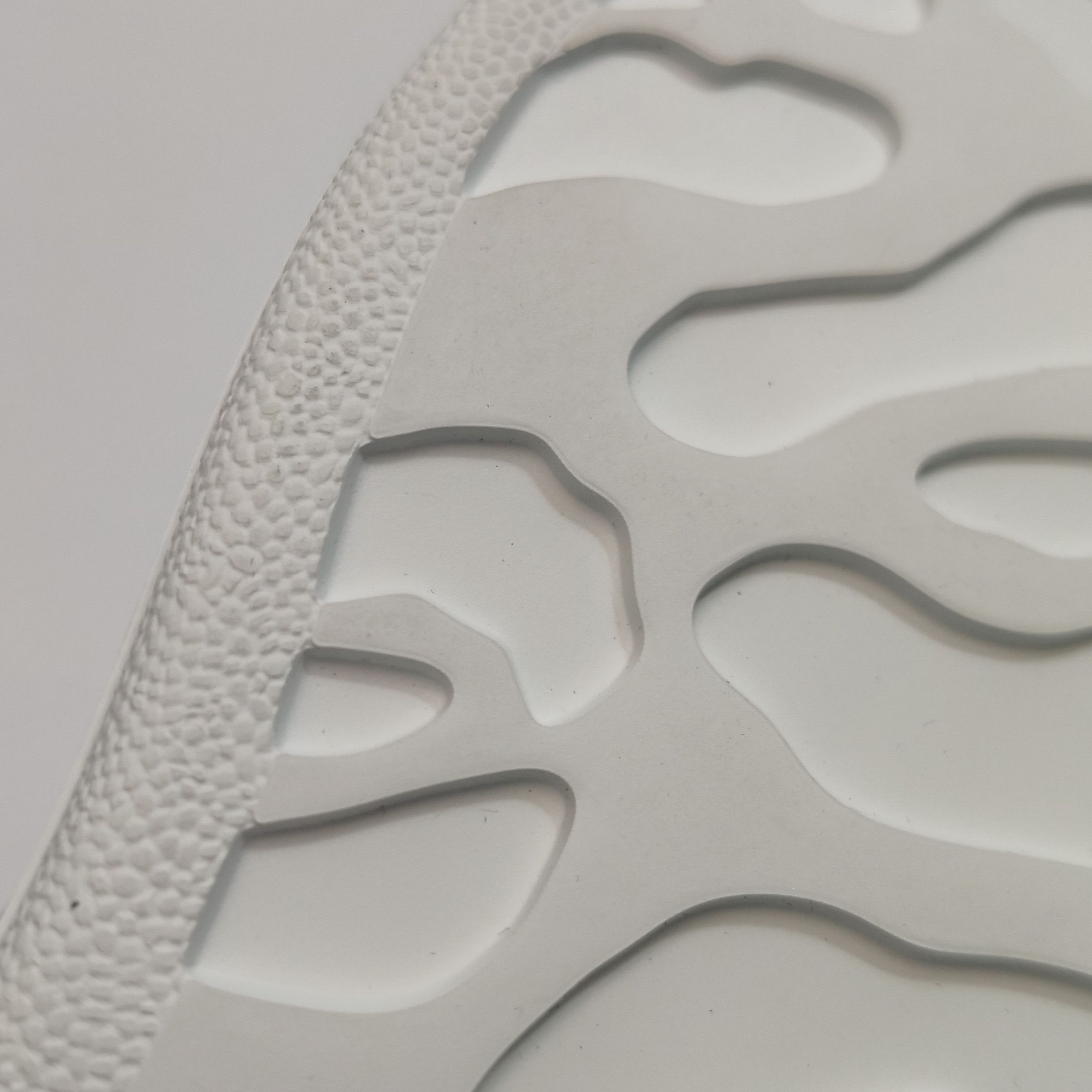 Alexander McQueen Alexander McQueen Women 9 Lowtop Sneakers Size US 9 / IT 39 - 10 Thumbnail