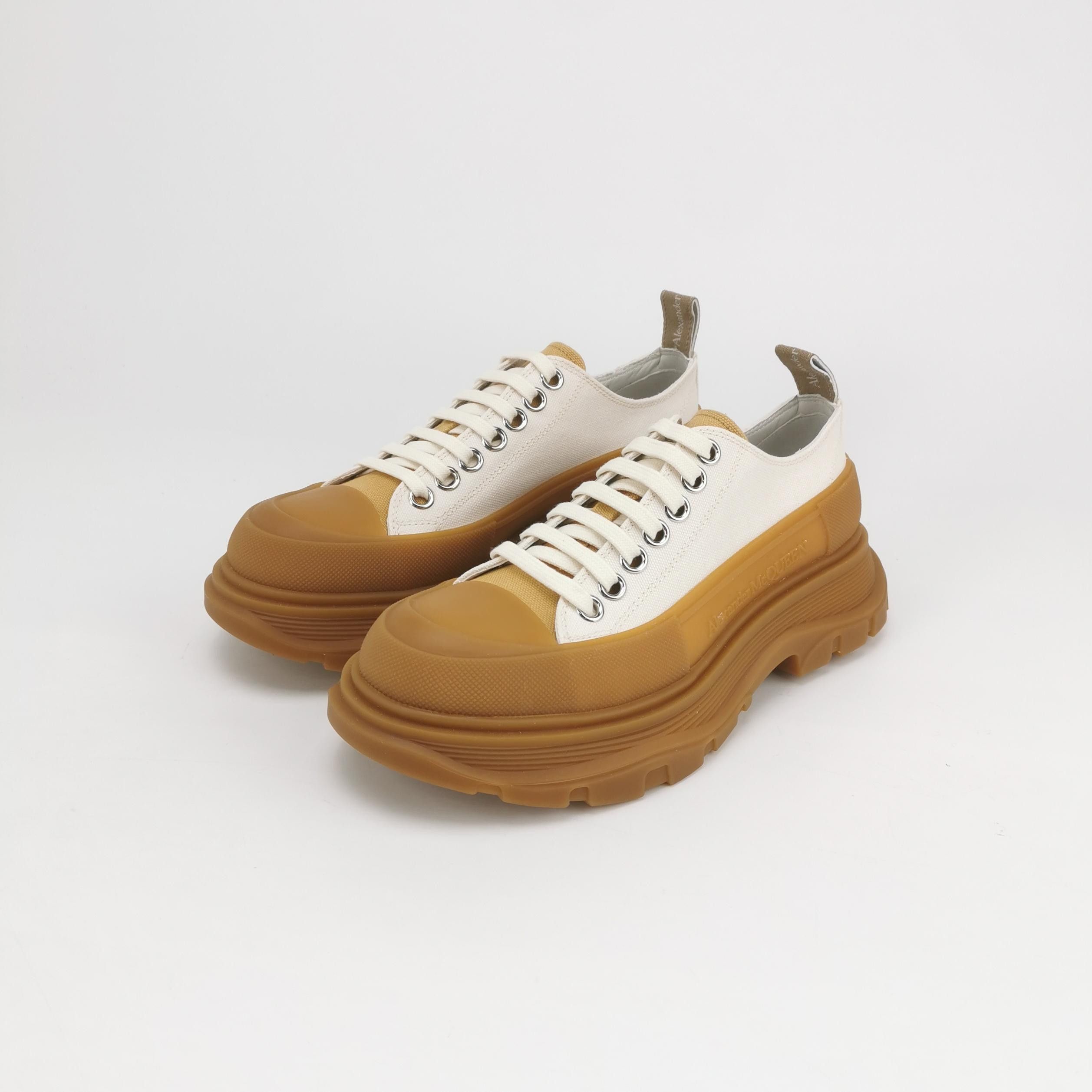 Alexander McQueen Alexander McQueen Women 7 Lowtop Sneakers Size US 7 / IT 37 - 2 Thumbnail