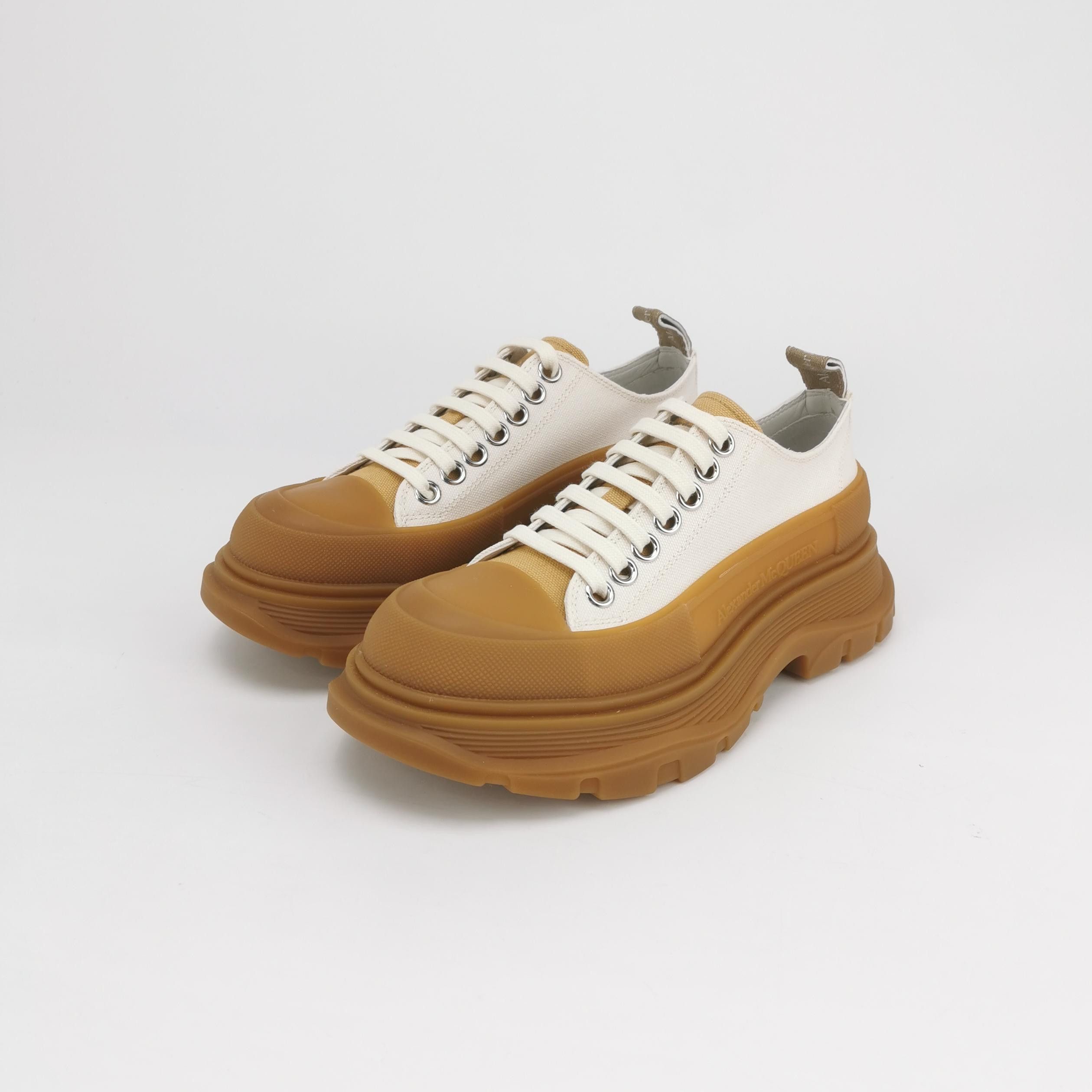 Alexander McQueen Alexander McQueen Women 6 Lowtop Sneakers Size US 6 / IT 36 - 2 Thumbnail