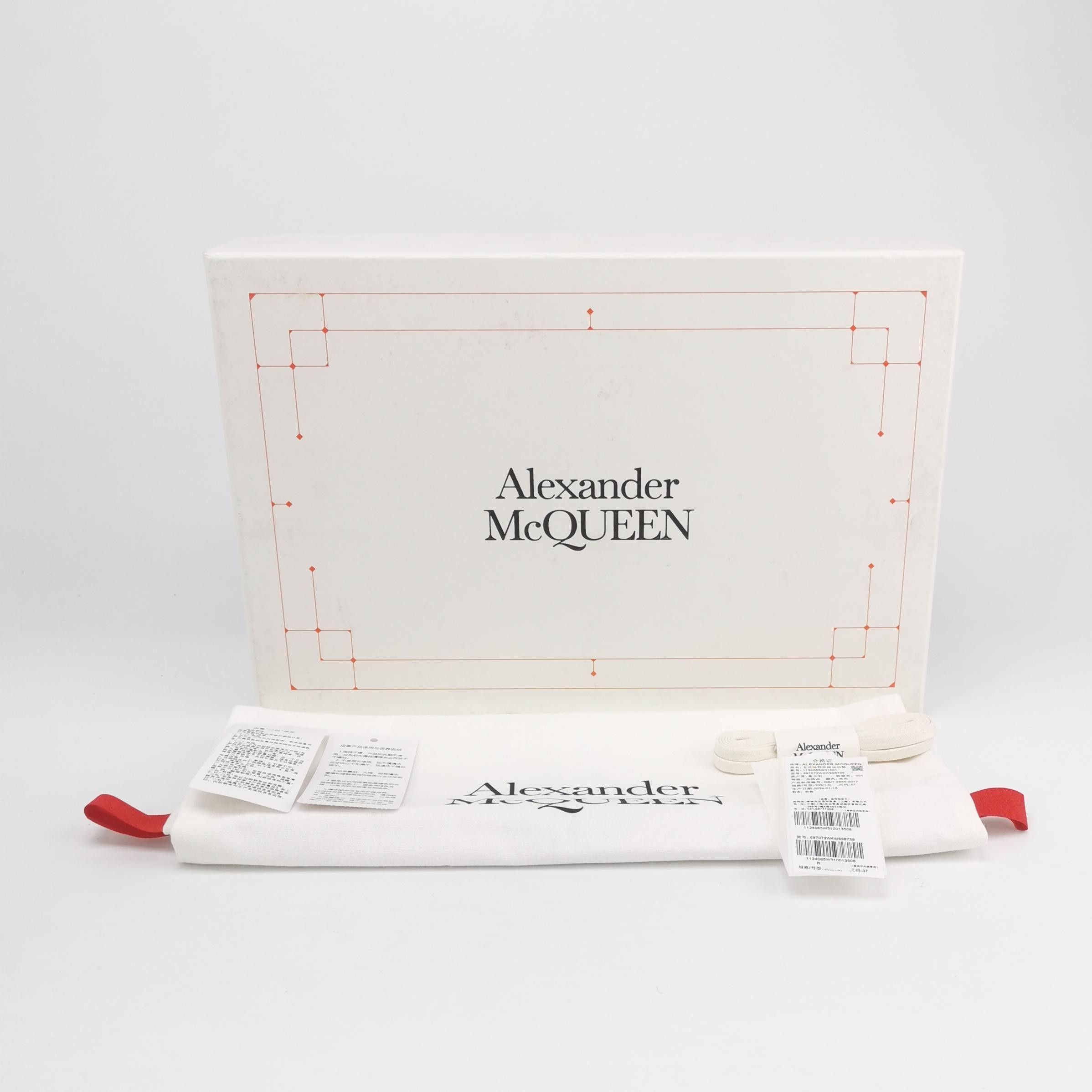 Alexander McQueen Alexander McQueen Women 7 Lowtop Sneakers Size US 7 / IT 37 - 6 Thumbnail