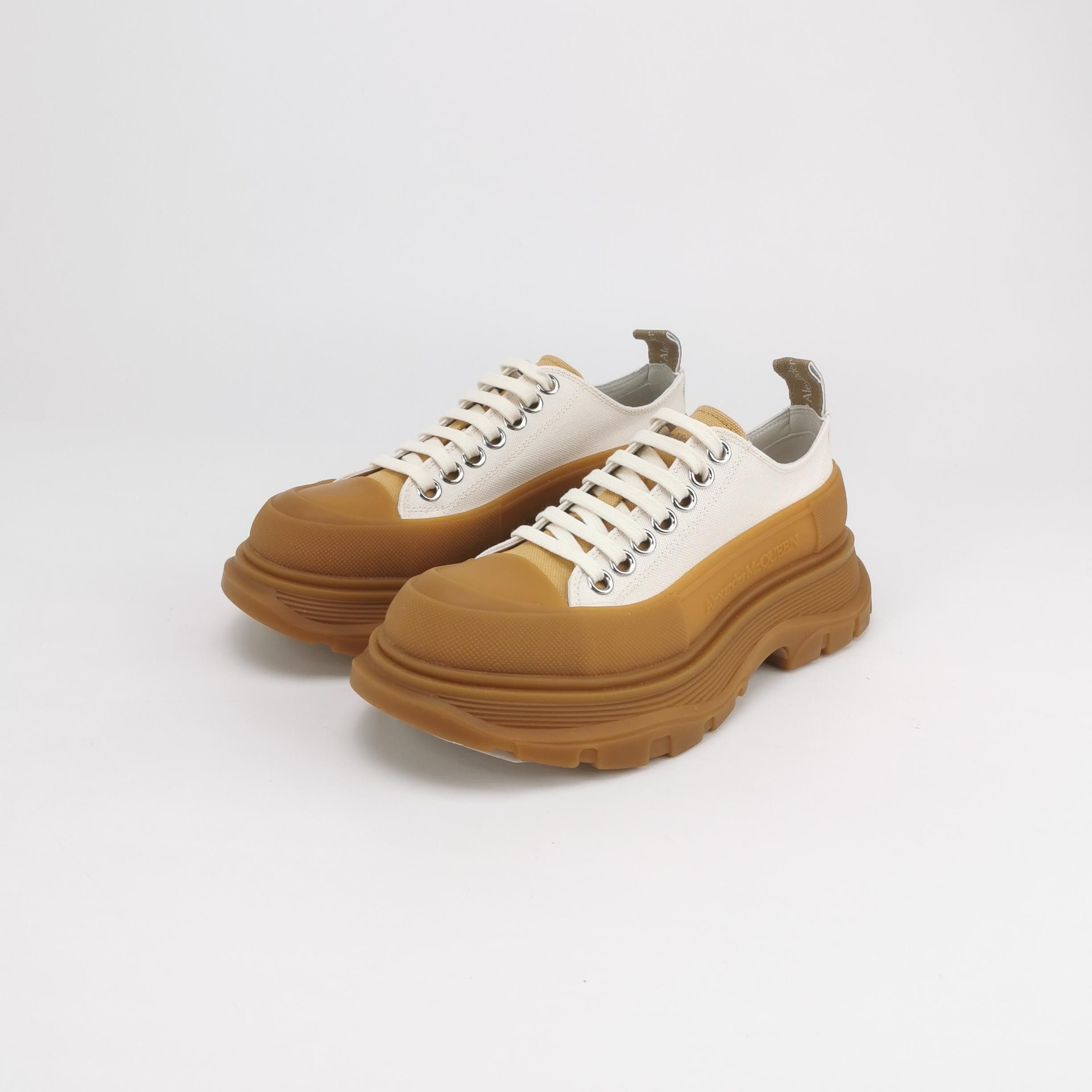 Alexander McQueen Alexander McQueen Women 6 Lowtop Sneakers Size US 6 / IT 36 - 2 Thumbnail