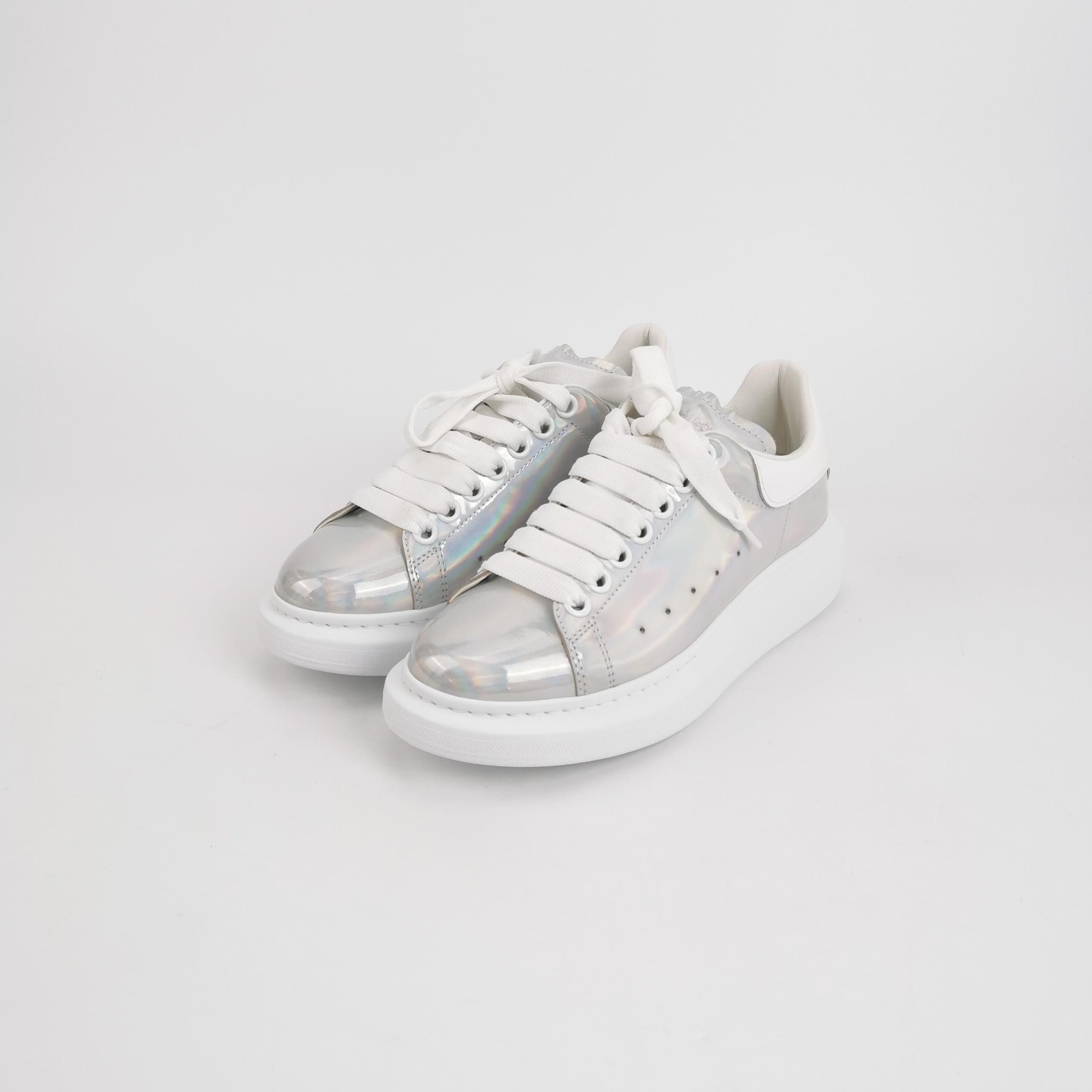Alexander McQueen Alexander McQueen Women 8 Lowtop Sneakers Size US 8 / IT 38 - 2 Thumbnail