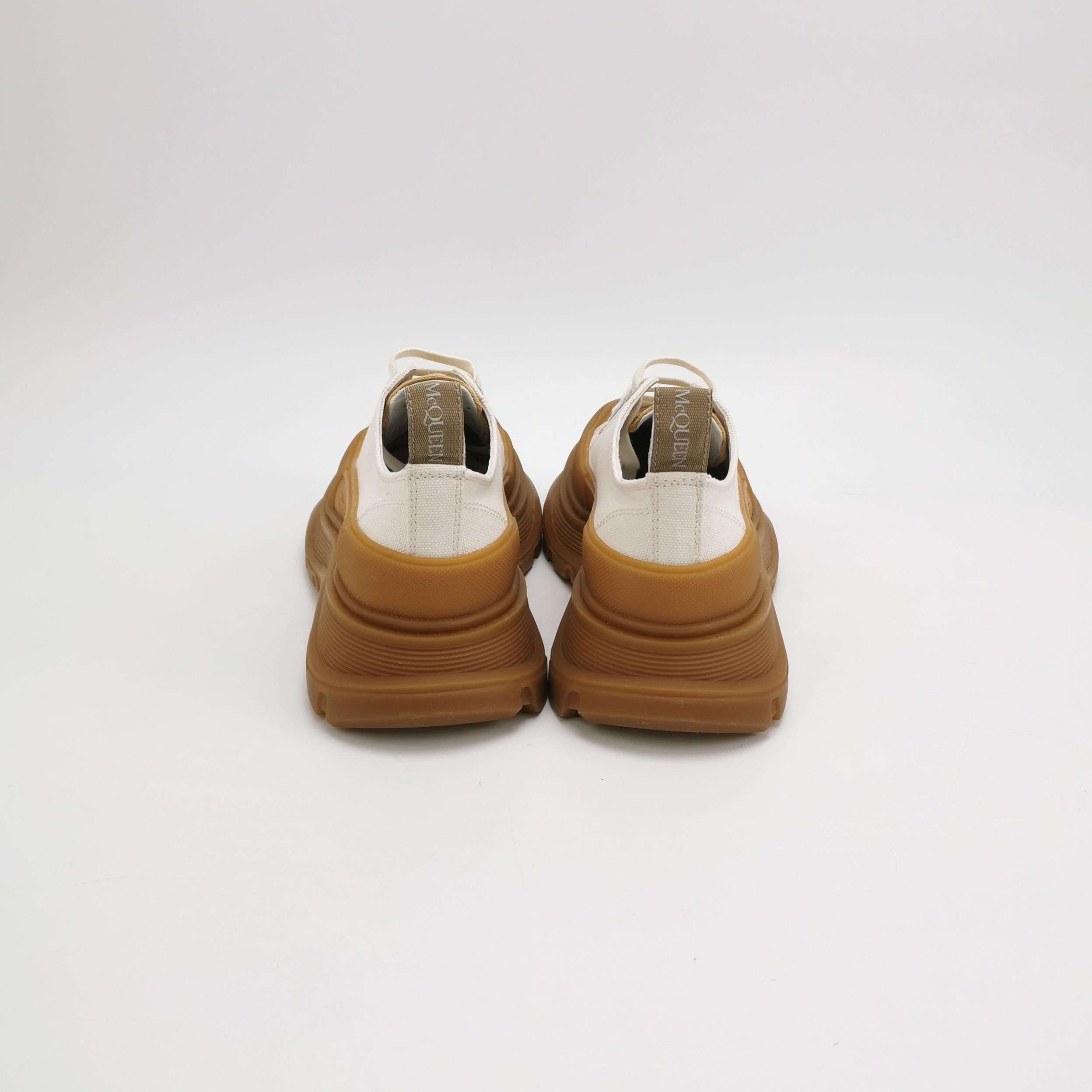 Alexander McQueen Alexander McQueen Women 5 Lowtop Sneakers Size US 5 / IT 35 - 4 Thumbnail