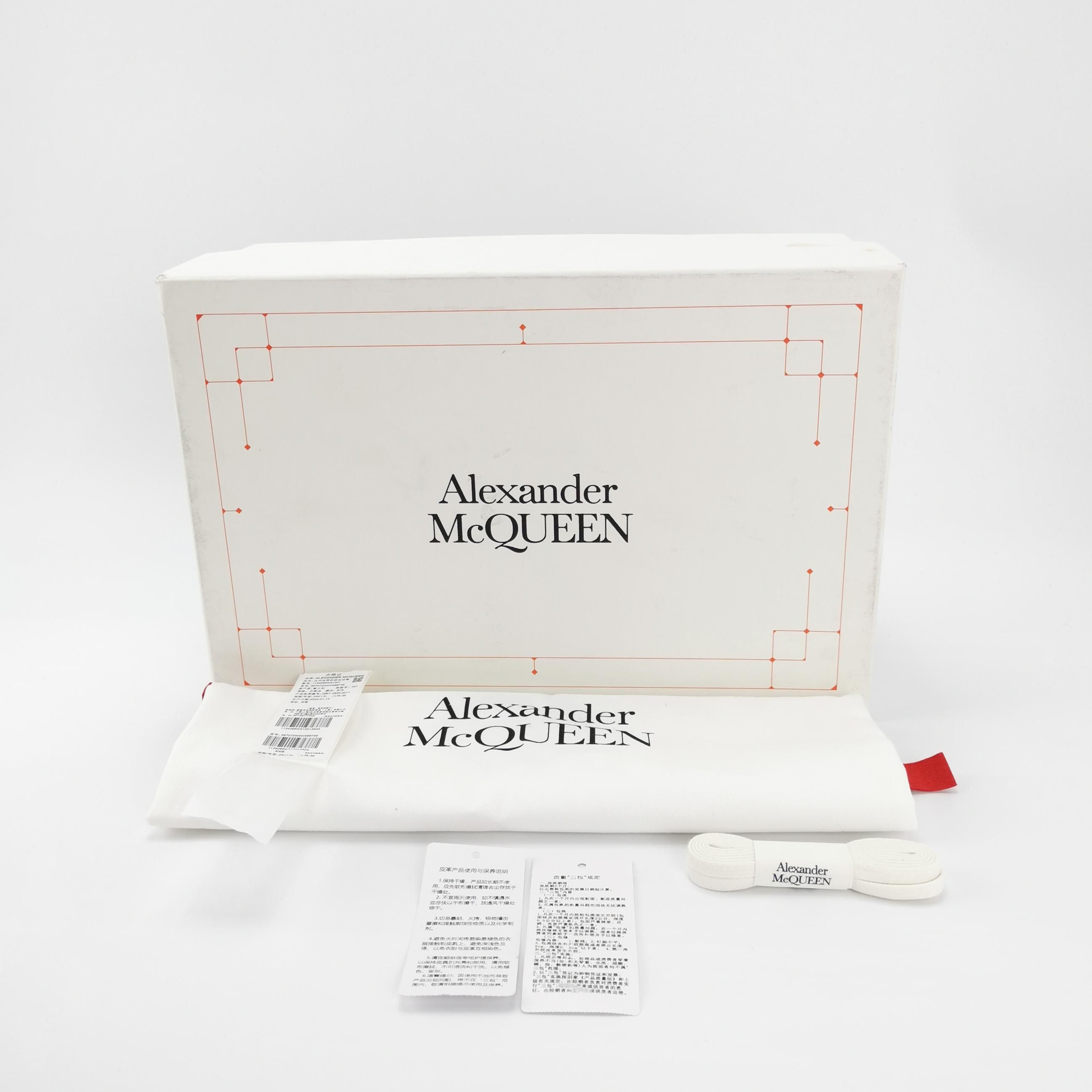 Alexander McQueen Alexander McQueen Women 6 Lowtop Sneakers Size US 6 / IT 36 - 6 Thumbnail