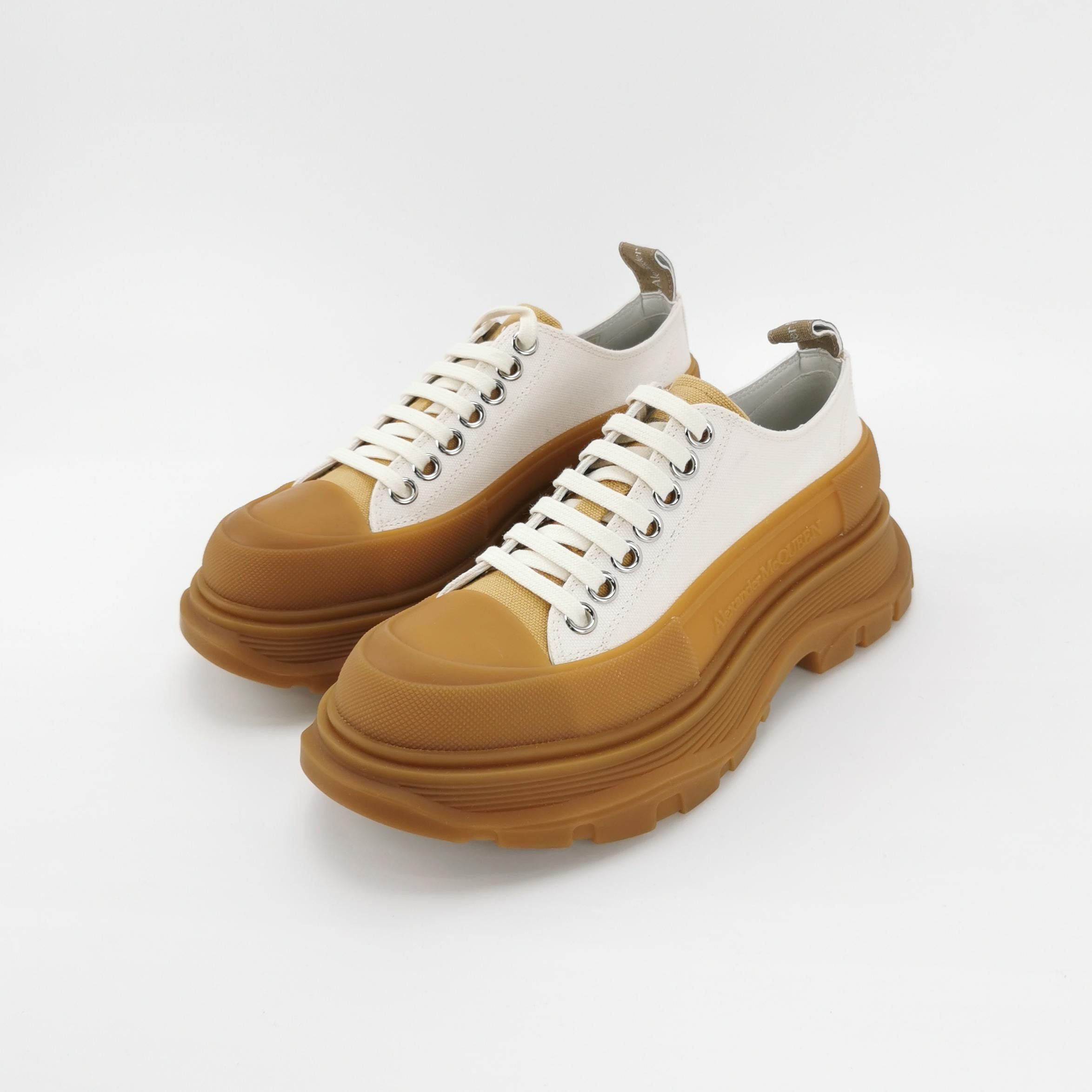 Alexander McQueen Alexander McQueen Women 6 Lowtop Sneakers Size US 6 / IT 36 - 2 Thumbnail