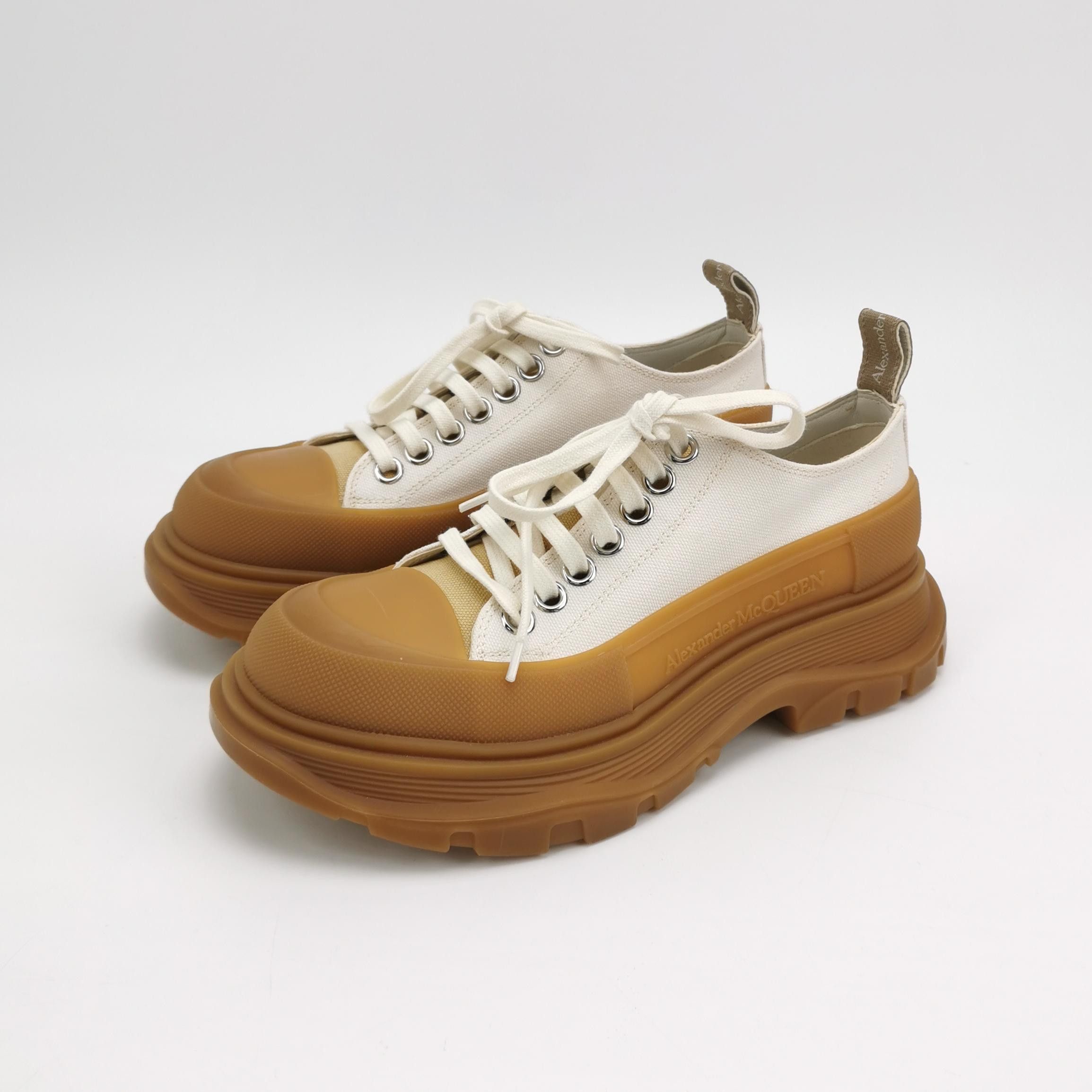 Alexander McQueen Alexander McQueen Women 7 Lowtop Sneakers Size US 7 / IT 37 - 2 Thumbnail