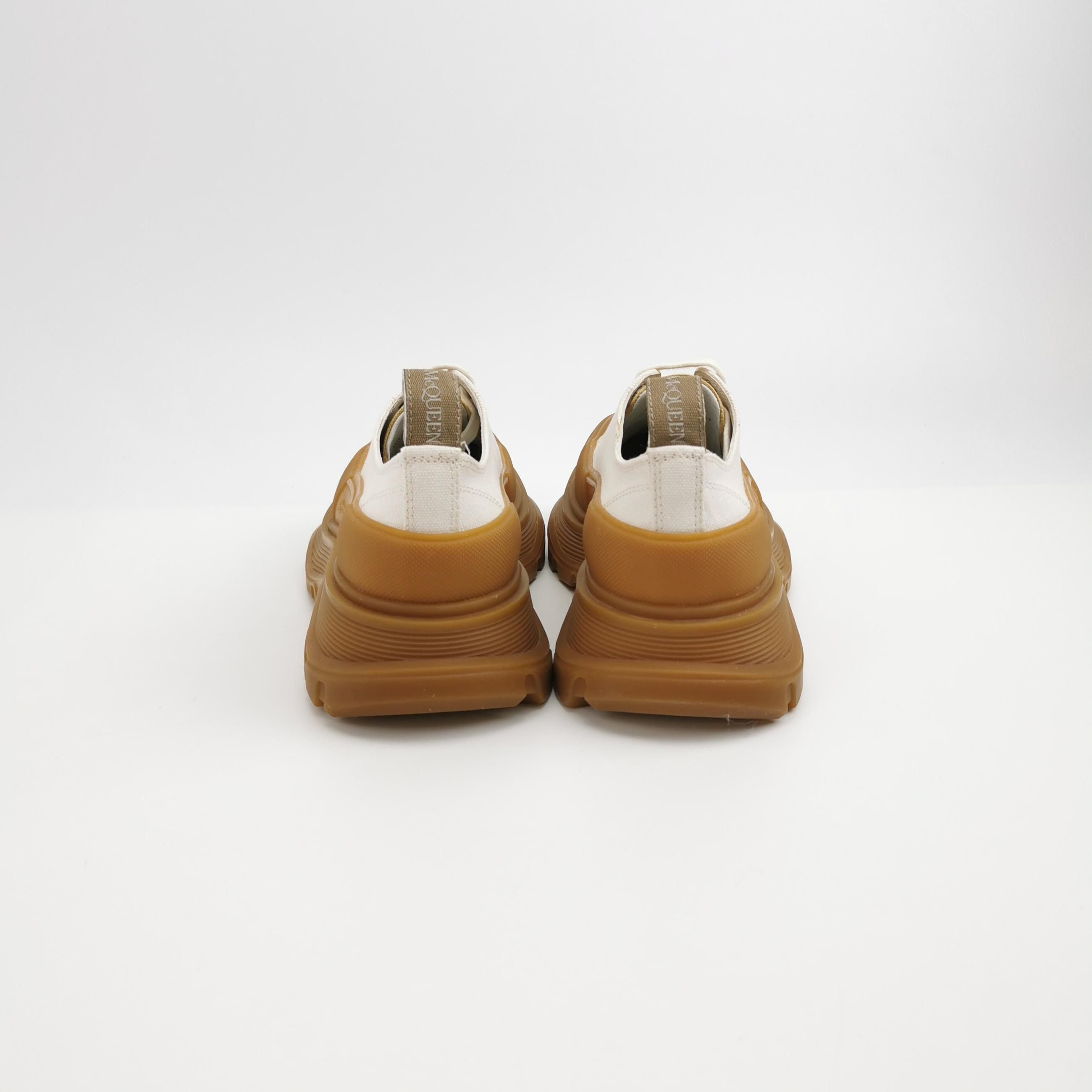 Alexander McQueen Alexander McQueen Women 6 Lowtop Sneakers Size US 6 / IT 36 - 4 Thumbnail