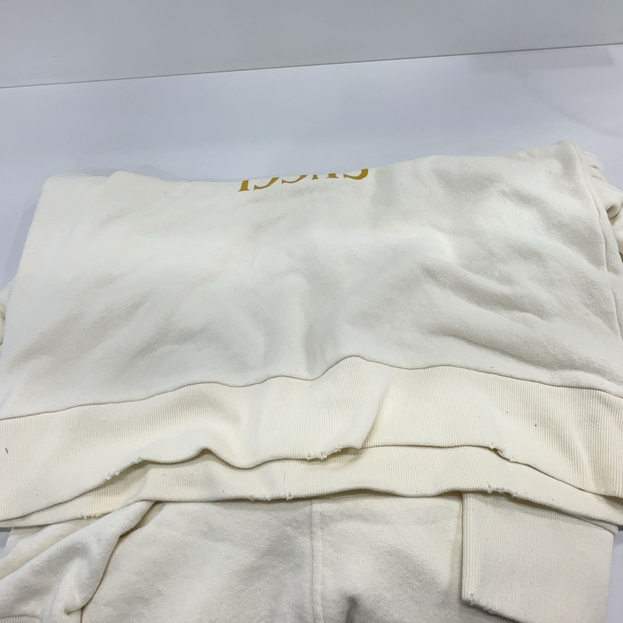 Gucci Gucci Logo Print Hoodie Size L Size US L / EU 52-54 / 3 - 9 Thumbnail
