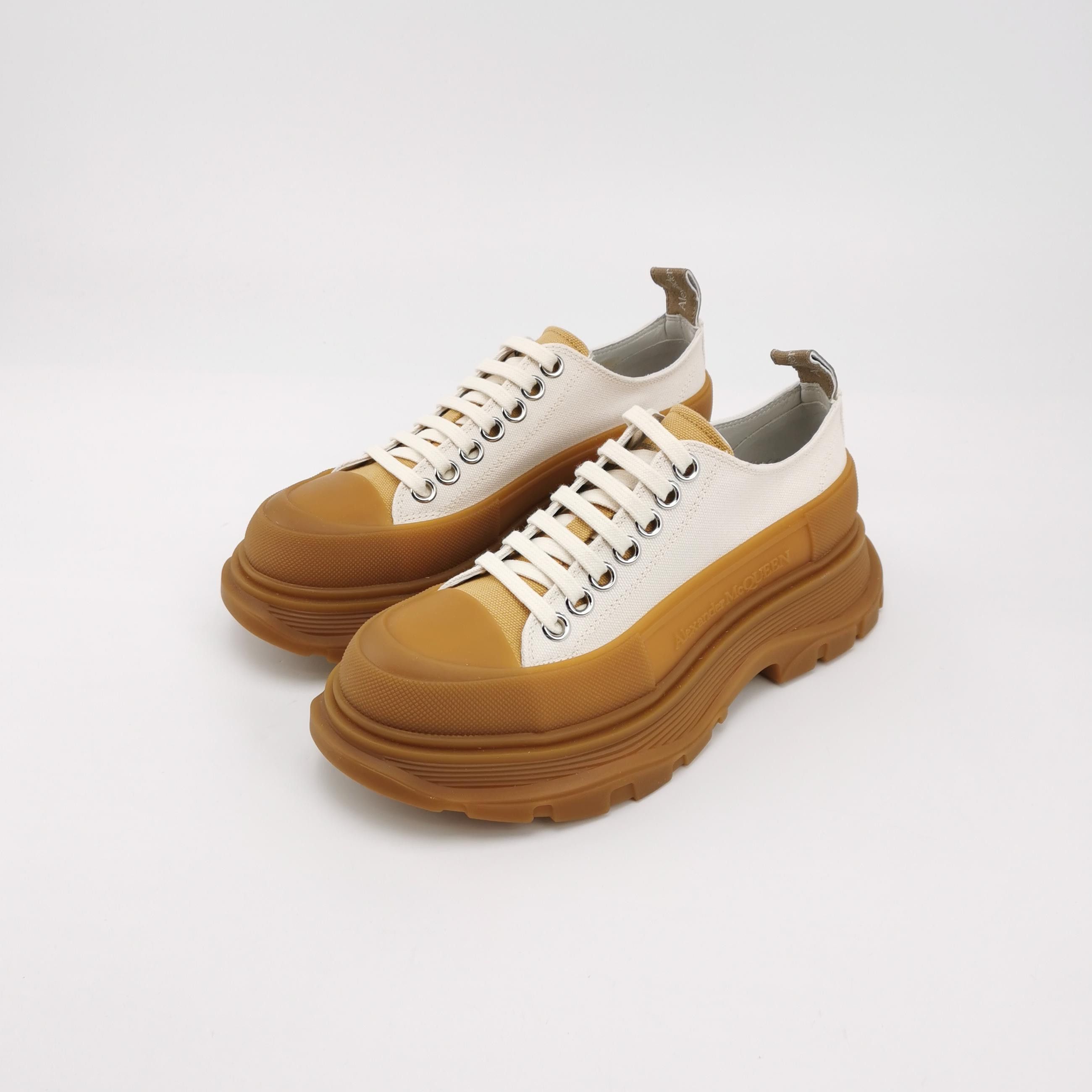 Alexander McQueen Alexander McQueen Women 6 Lowtop Sneakers Size US 6 / IT 36 - 2 Thumbnail
