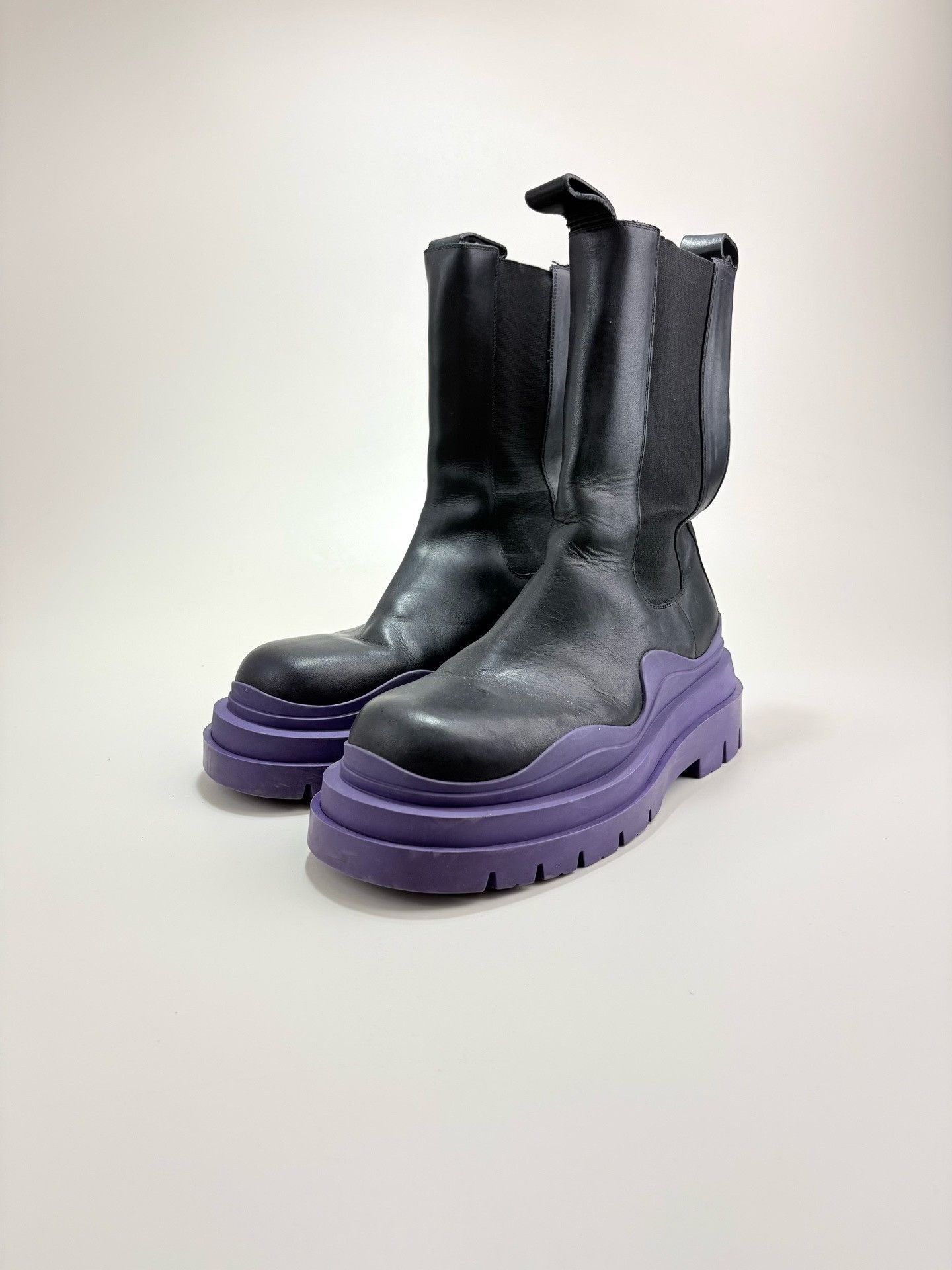 Bottega Veneta Bottega Veneta Tire Purple Sole Boots 38 Size US 8 / IT 38 - 2 Thumbnail