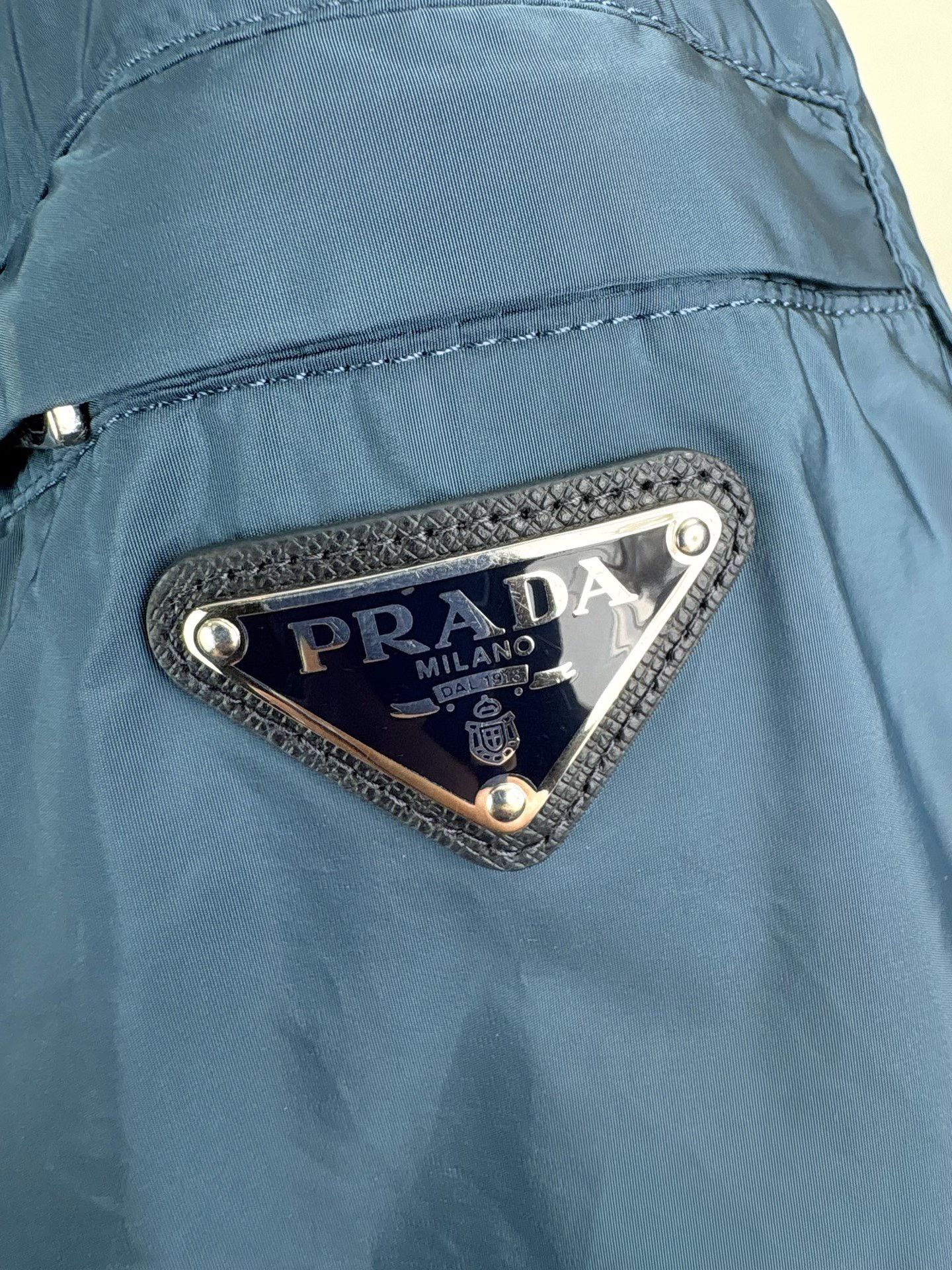 Prada Prada Triangle Logo Hooded Jacket Size 56 Size US XL / EU 56 / 4 - 4 Thumbnail