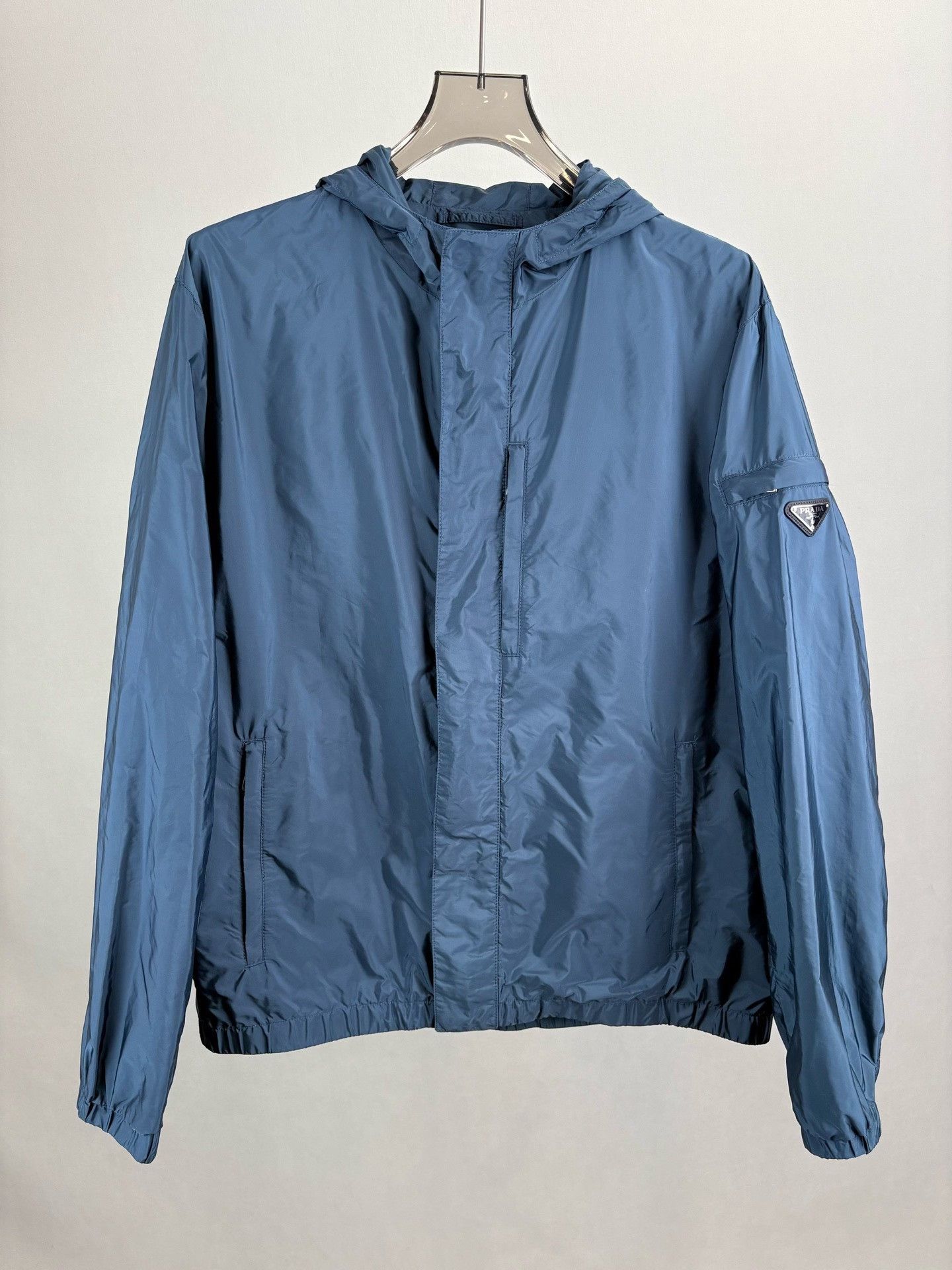 Prada Prada Triangle Logo Hooded Jacket Size 56 Size US XL / EU 56 / 4 - 2 Thumbnail