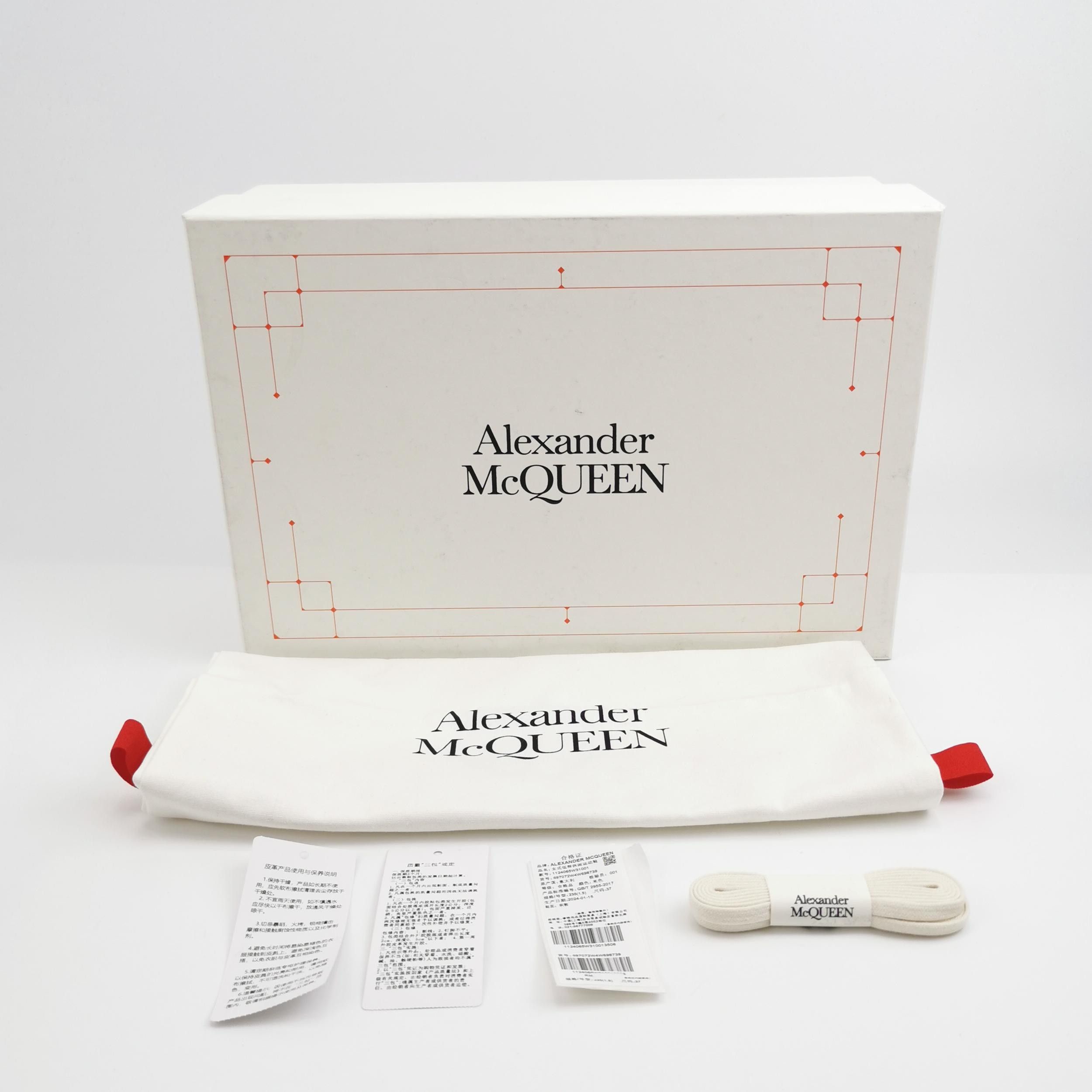 Alexander McQueen Alexander McQueen Women 7 Lowtop Sneakers Size US 7 / IT 37 - 6 Thumbnail